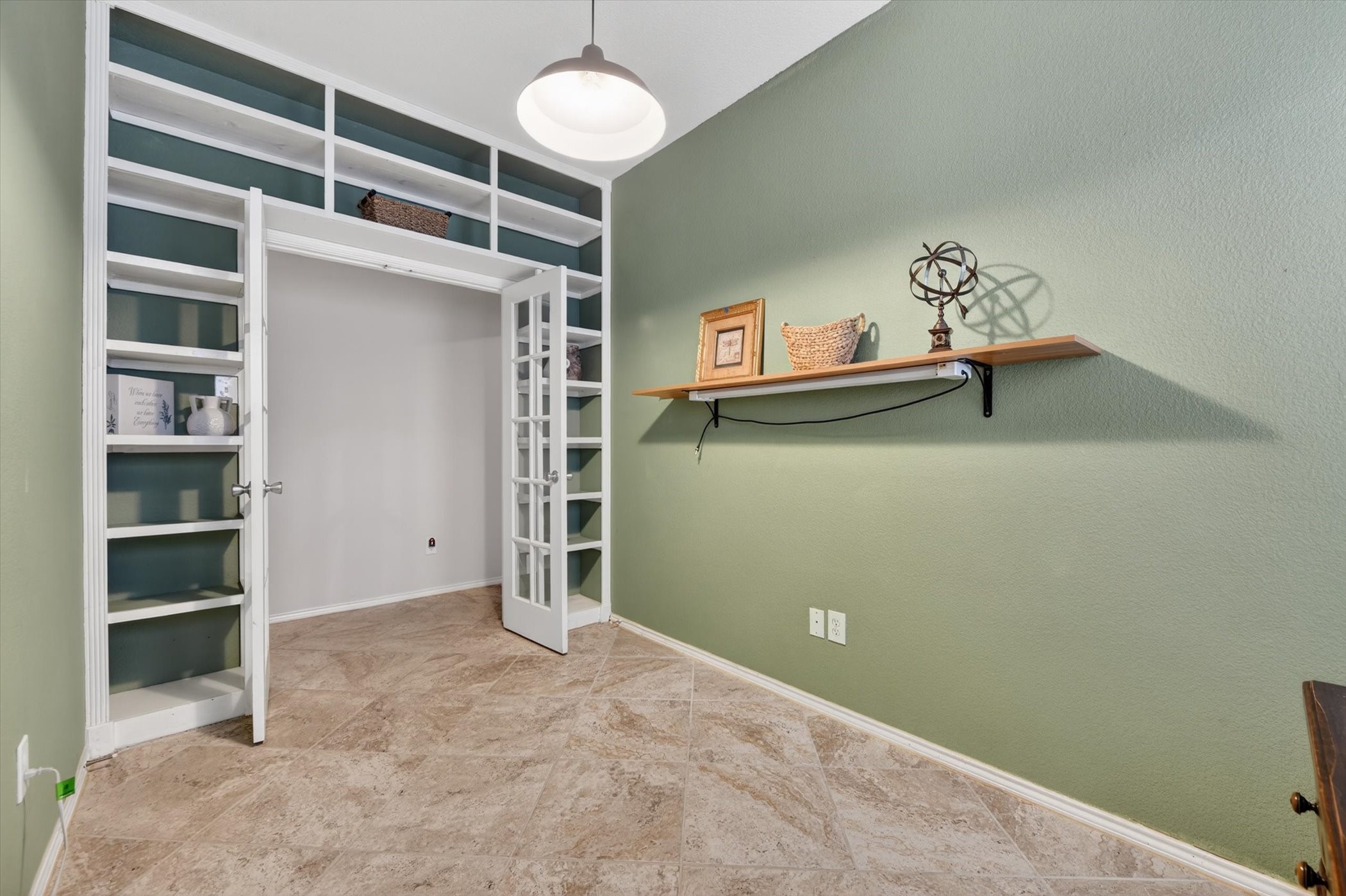 8120 Plateau Drive, Fort Worth, TX, 76120