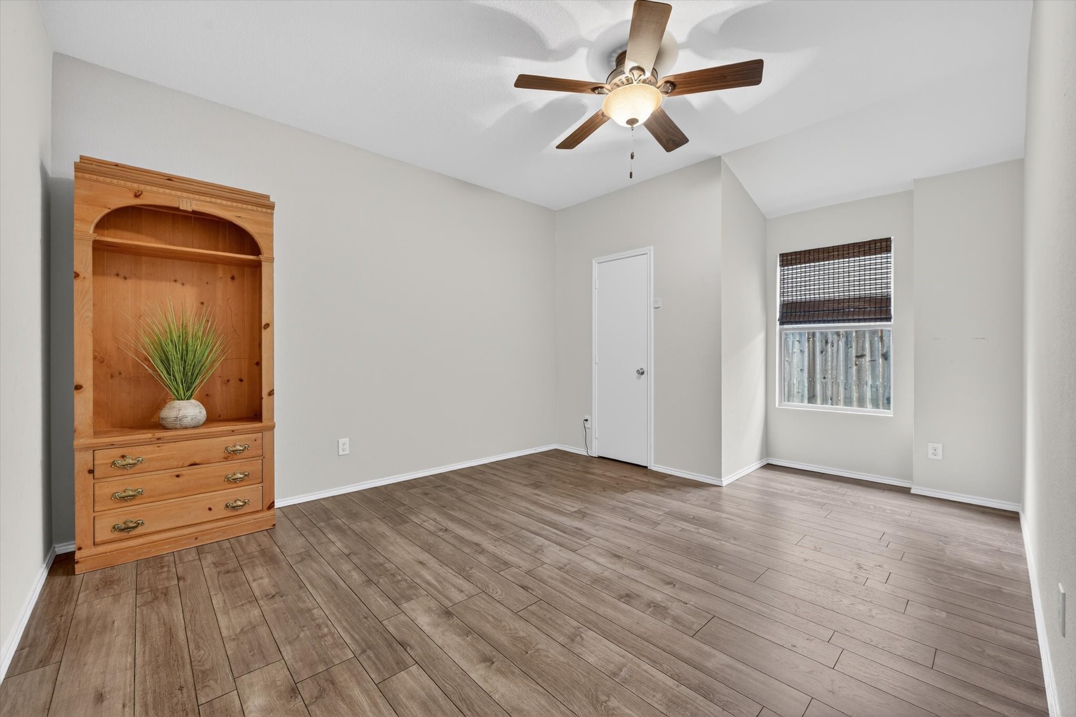 8120 Plateau Drive, Fort Worth, TX, 76120