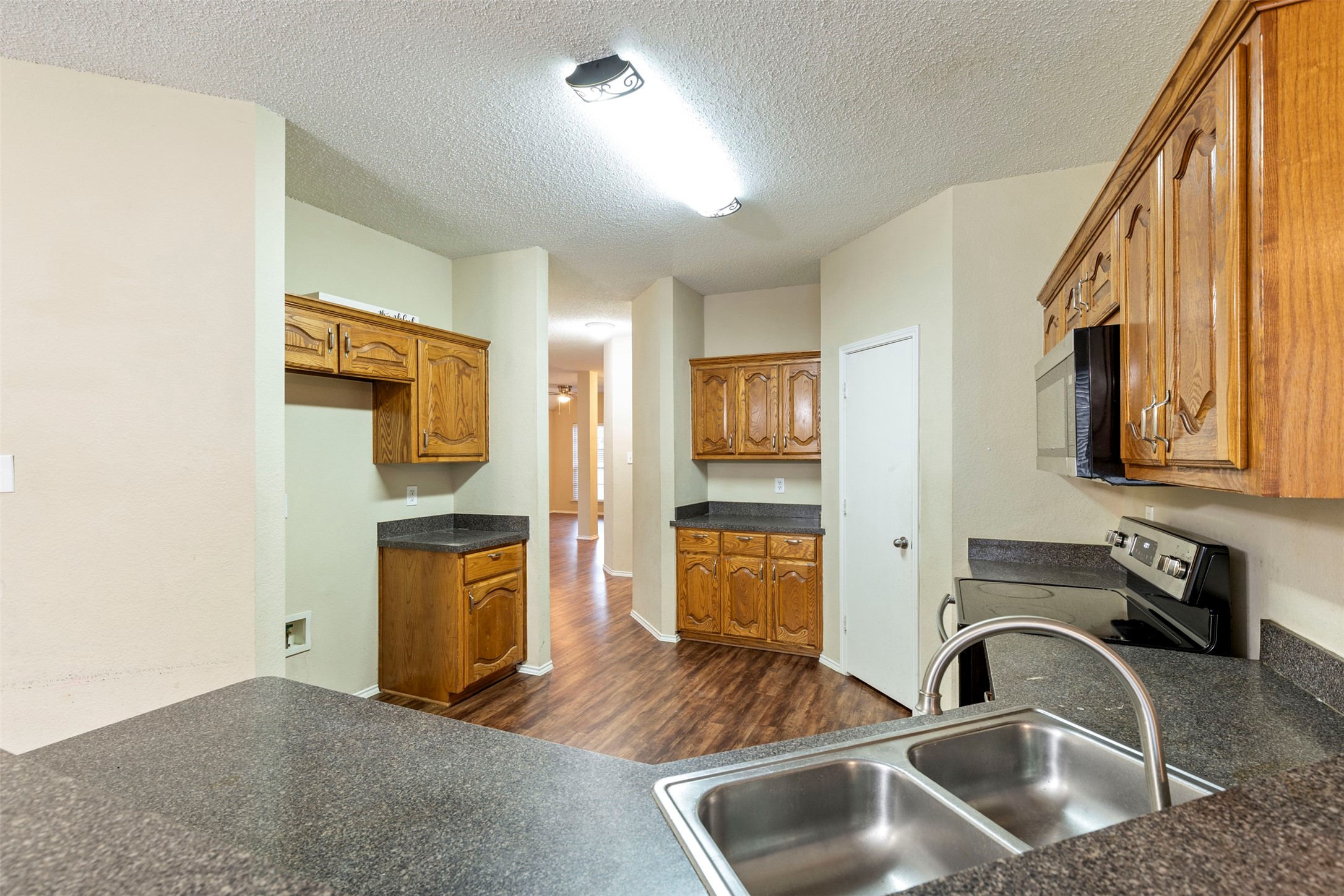 2848 Goldfinch Drive, Mesquite, TX, 75181