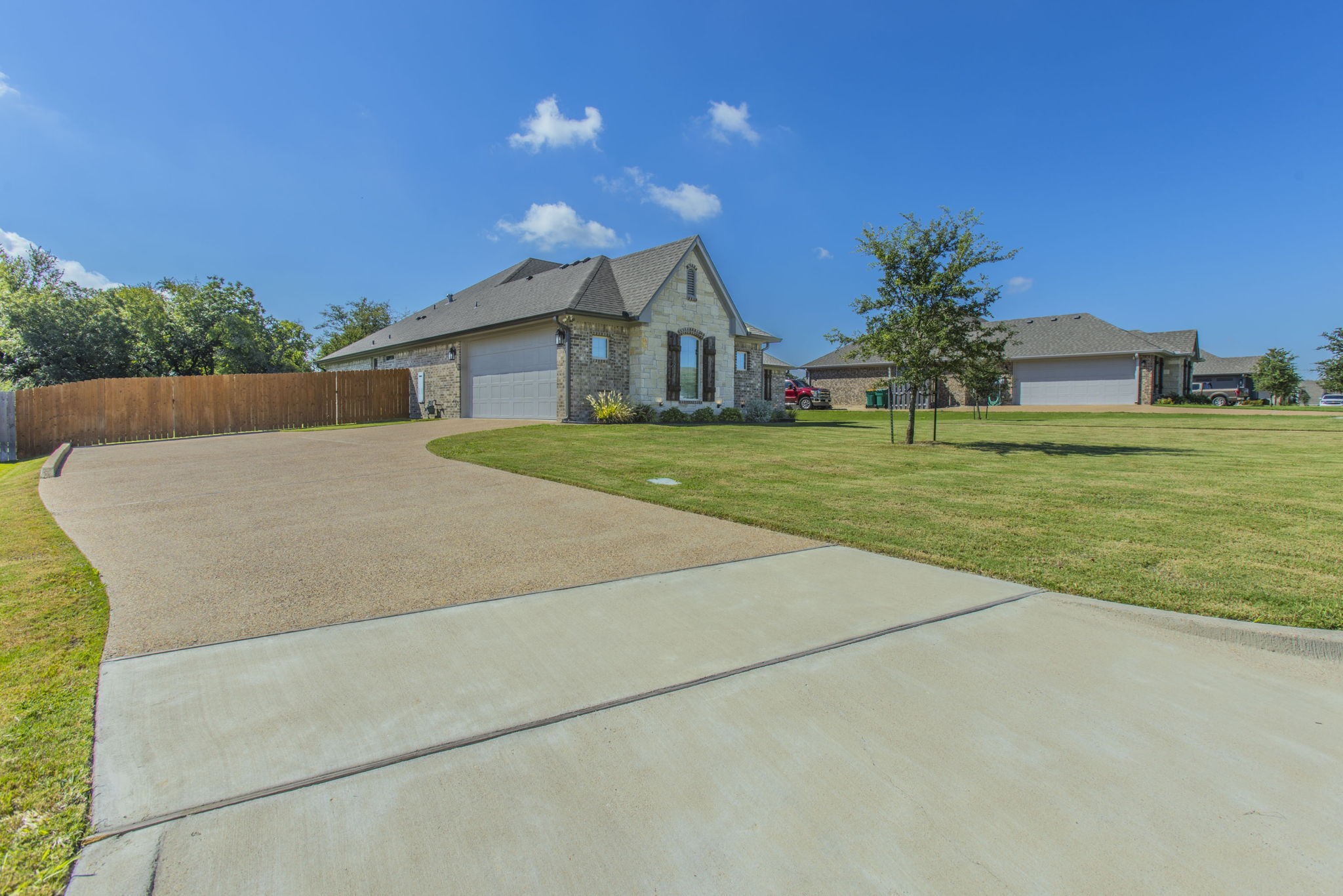 233 Fox Run Lane, Robinson, TX, 76706