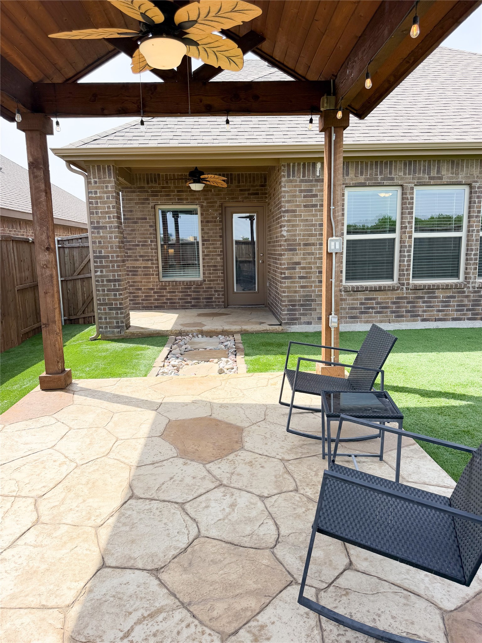 Property photo 04 of MLS #21249065 | MLS #21249065