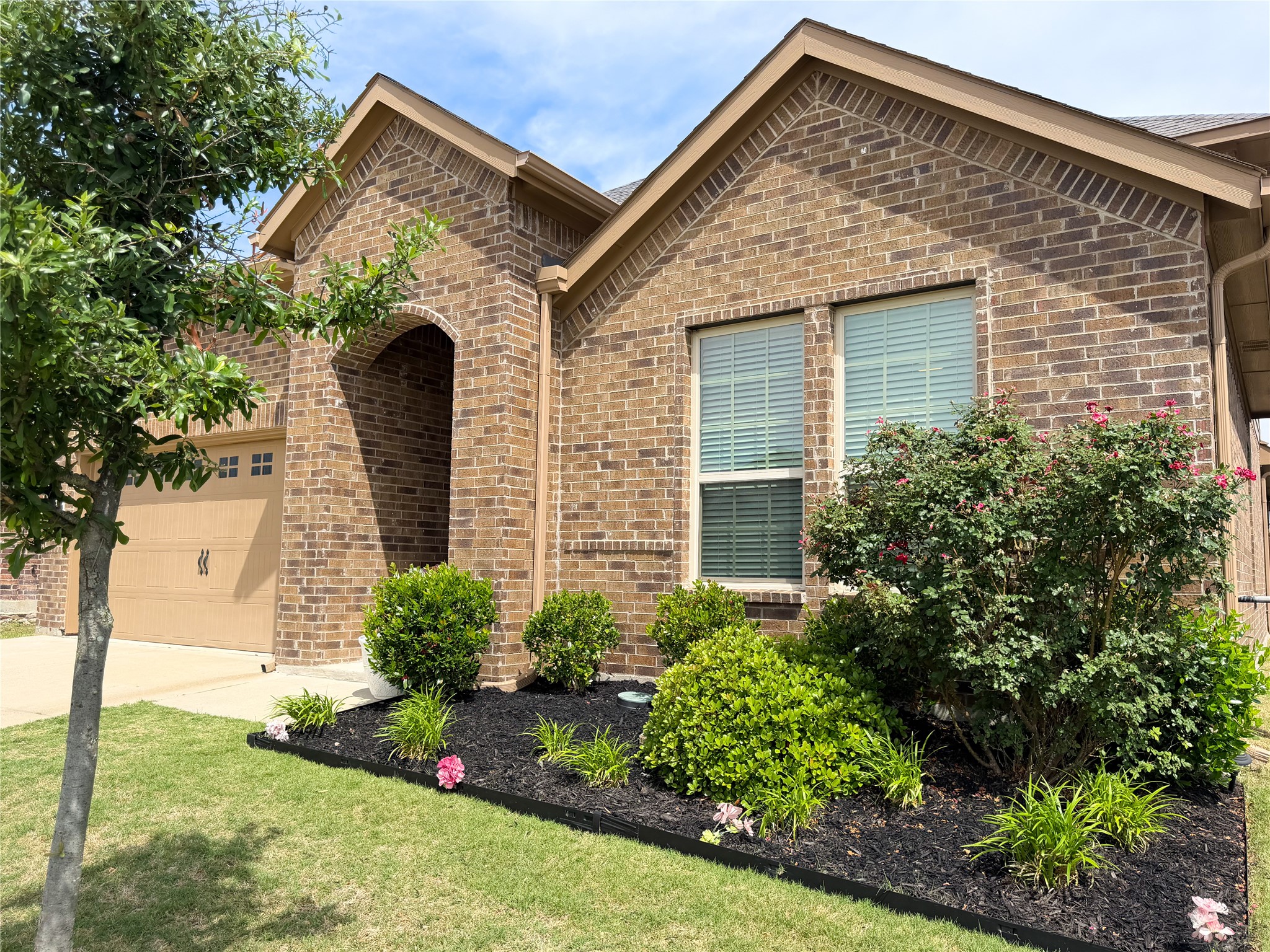 929 Philadelphia Street, Fate, TX, 75189
