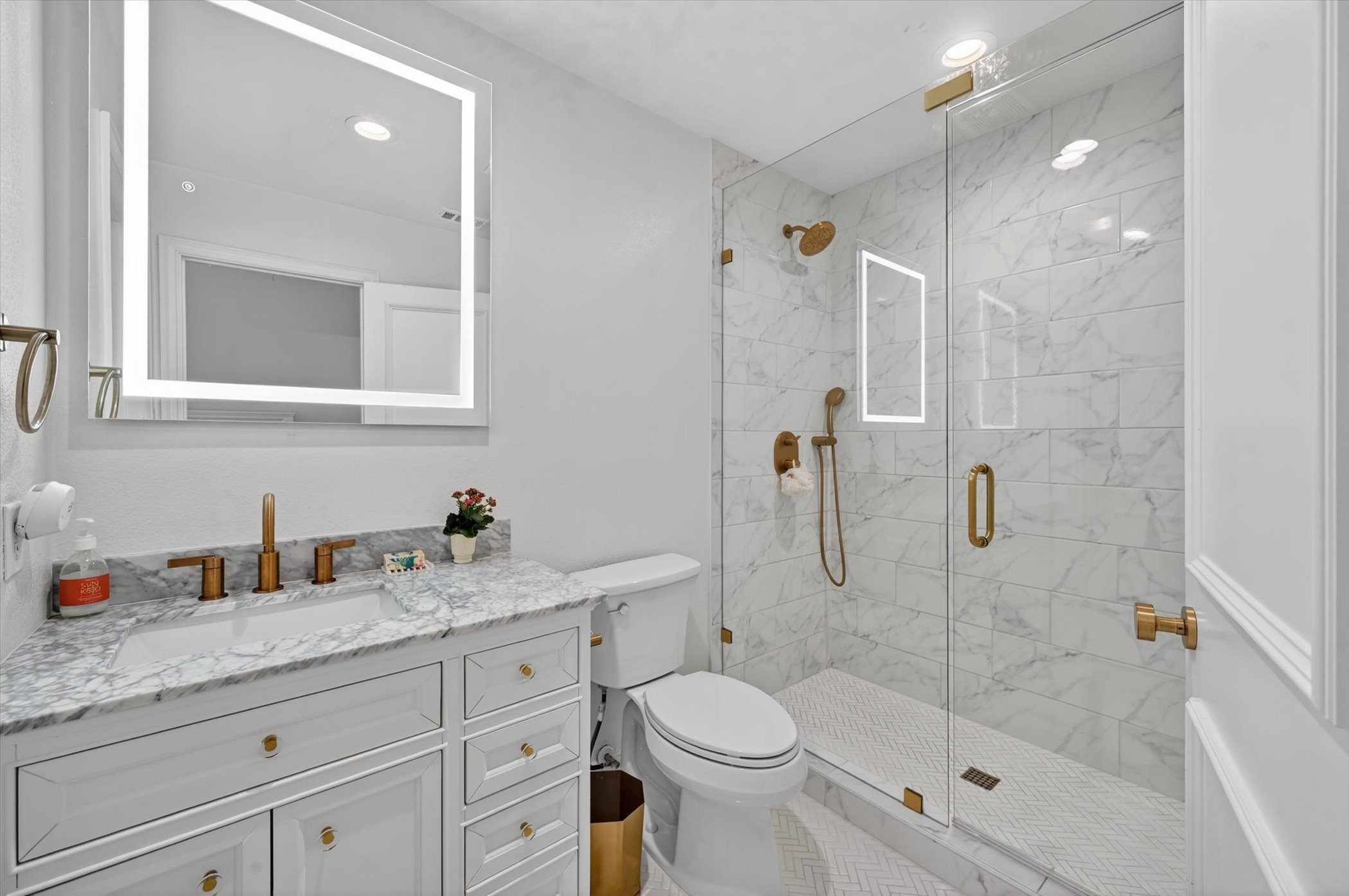 5132 Quail Lake Drive, Dallas, TX, 75287