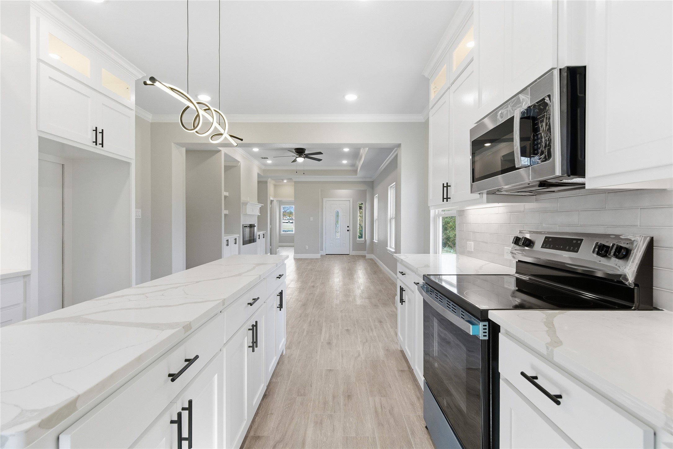 420 E Ball Street, Tom Bean, TX, 75491