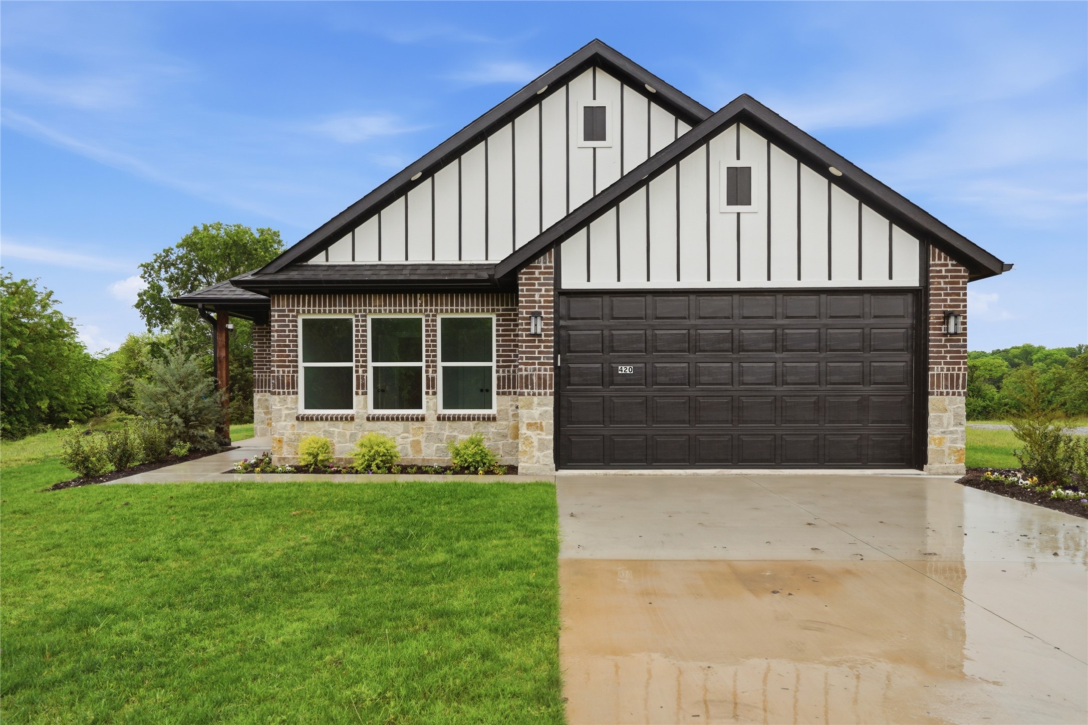 420 E Ball Street, Tom Bean, TX, 75491