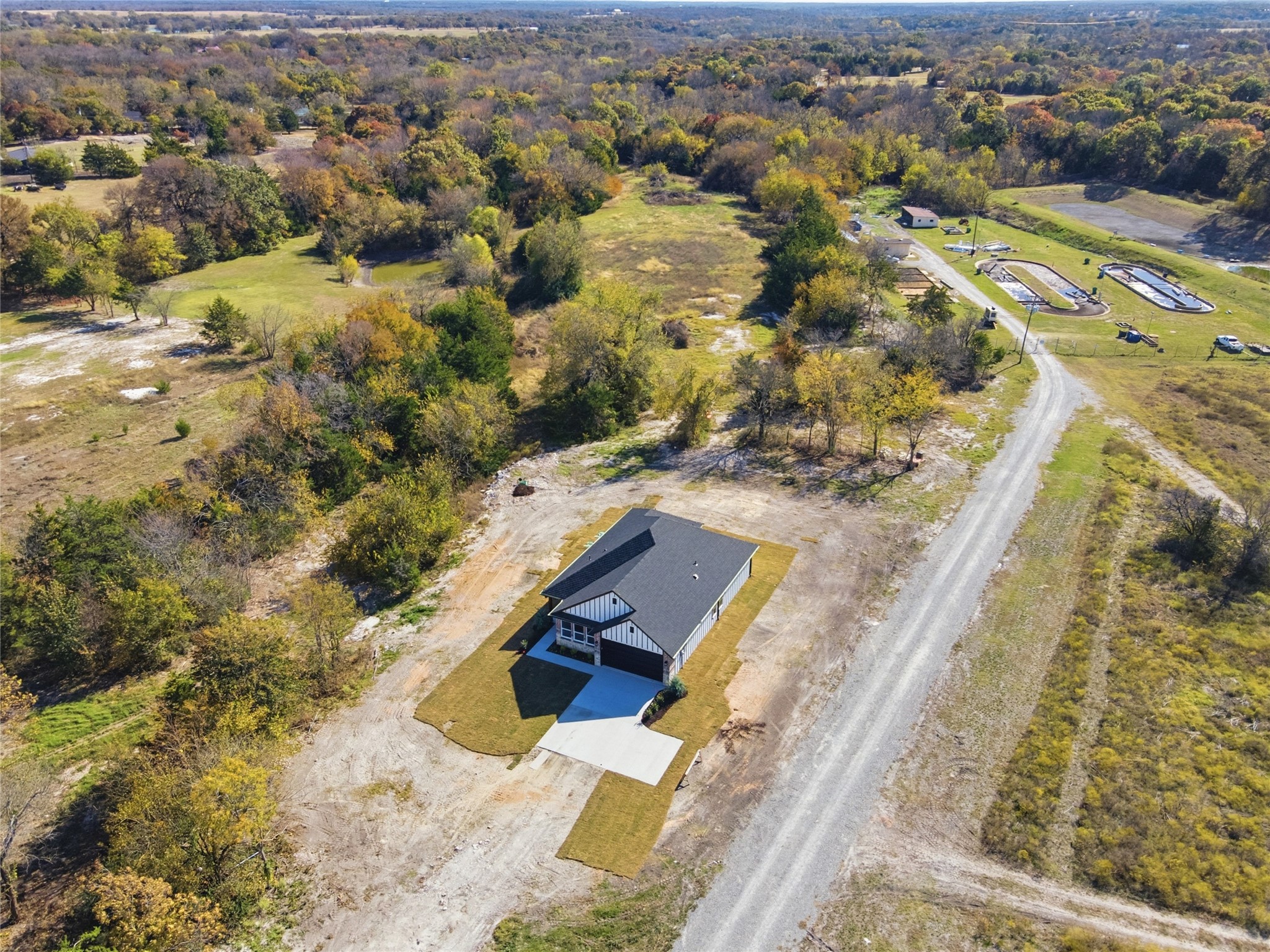 420 E Ball Street, Tom Bean, TX, 75491