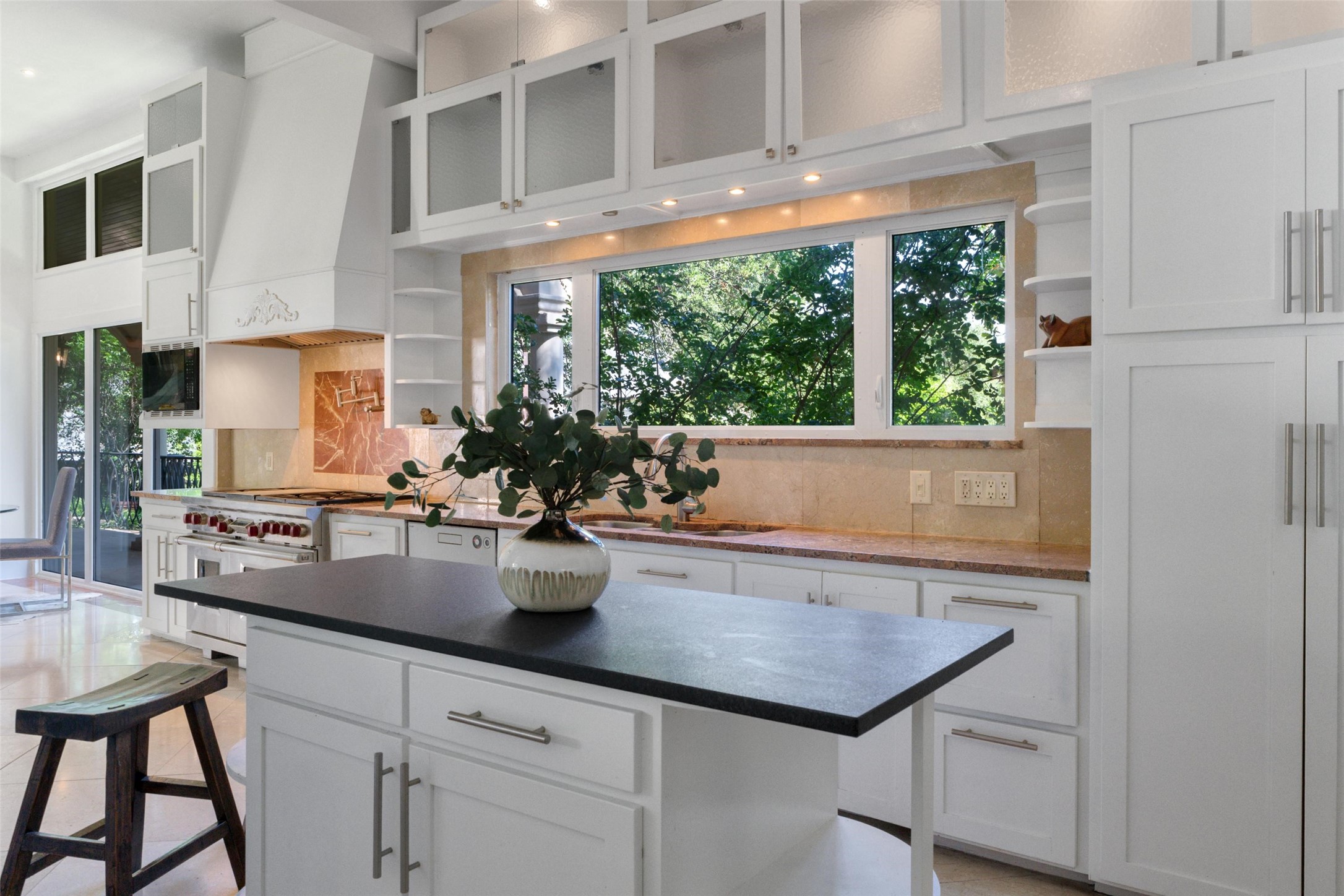 6181 Preston Creek Court, Dallas, TX, 75240