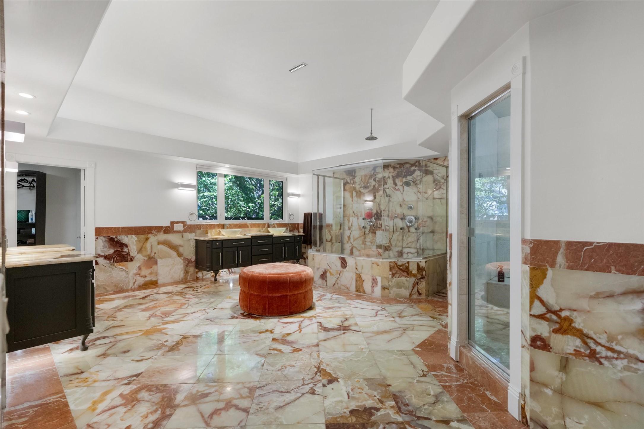 6181 Preston Creek Court, Dallas, TX, 75240