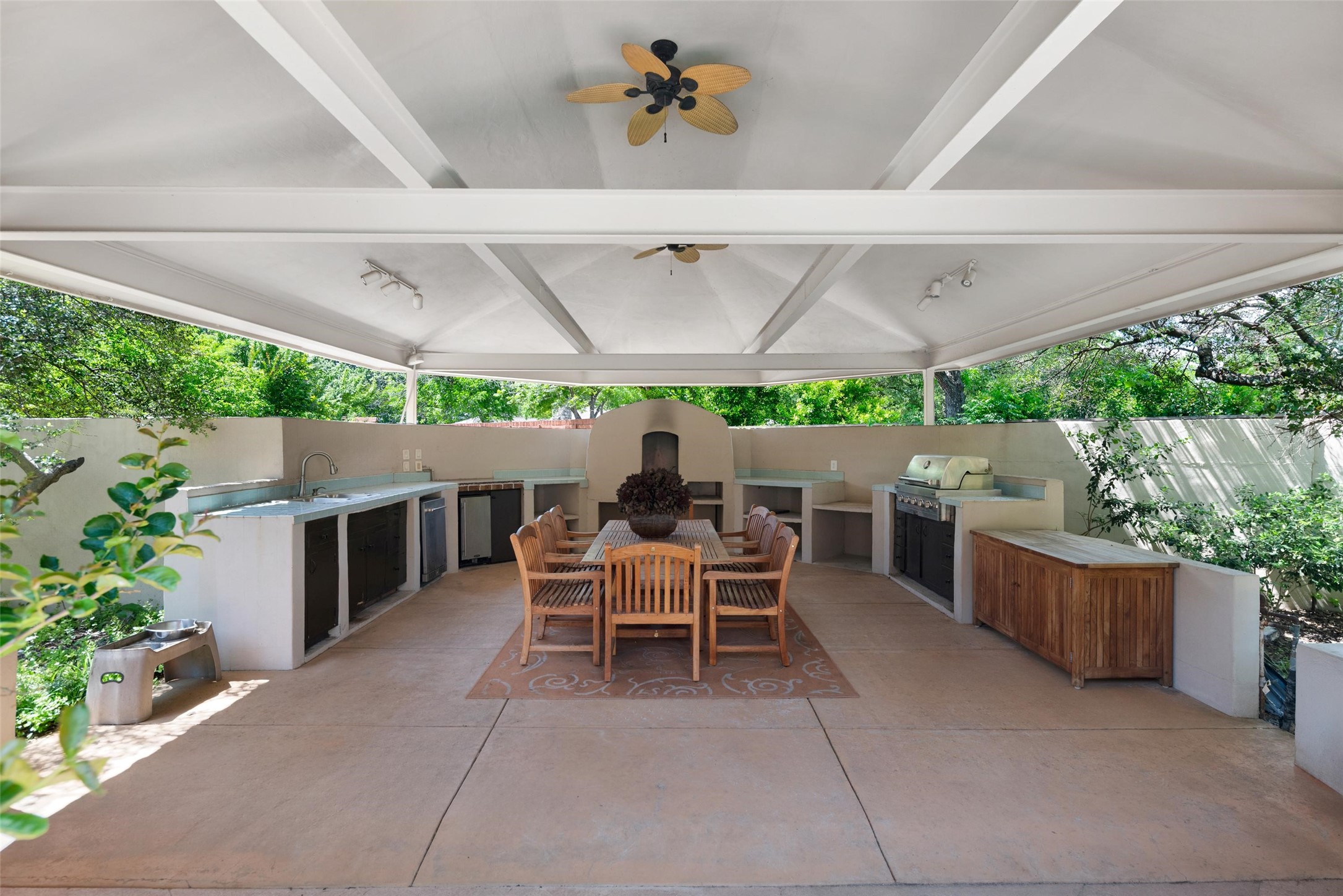 6181 Preston Creek Court, Dallas, TX, 75240