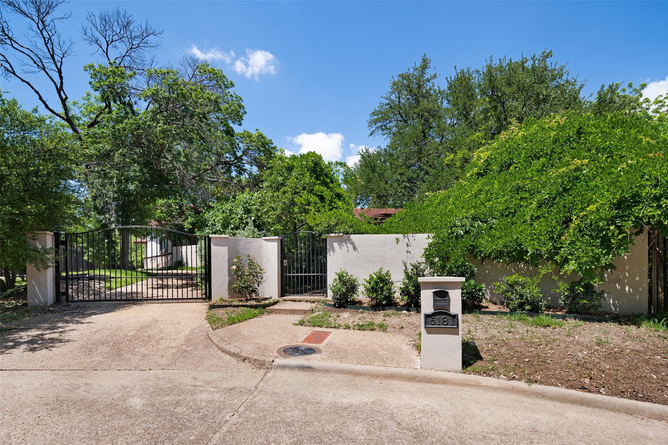 6181 Preston Creek Court, Dallas, TX, 75240