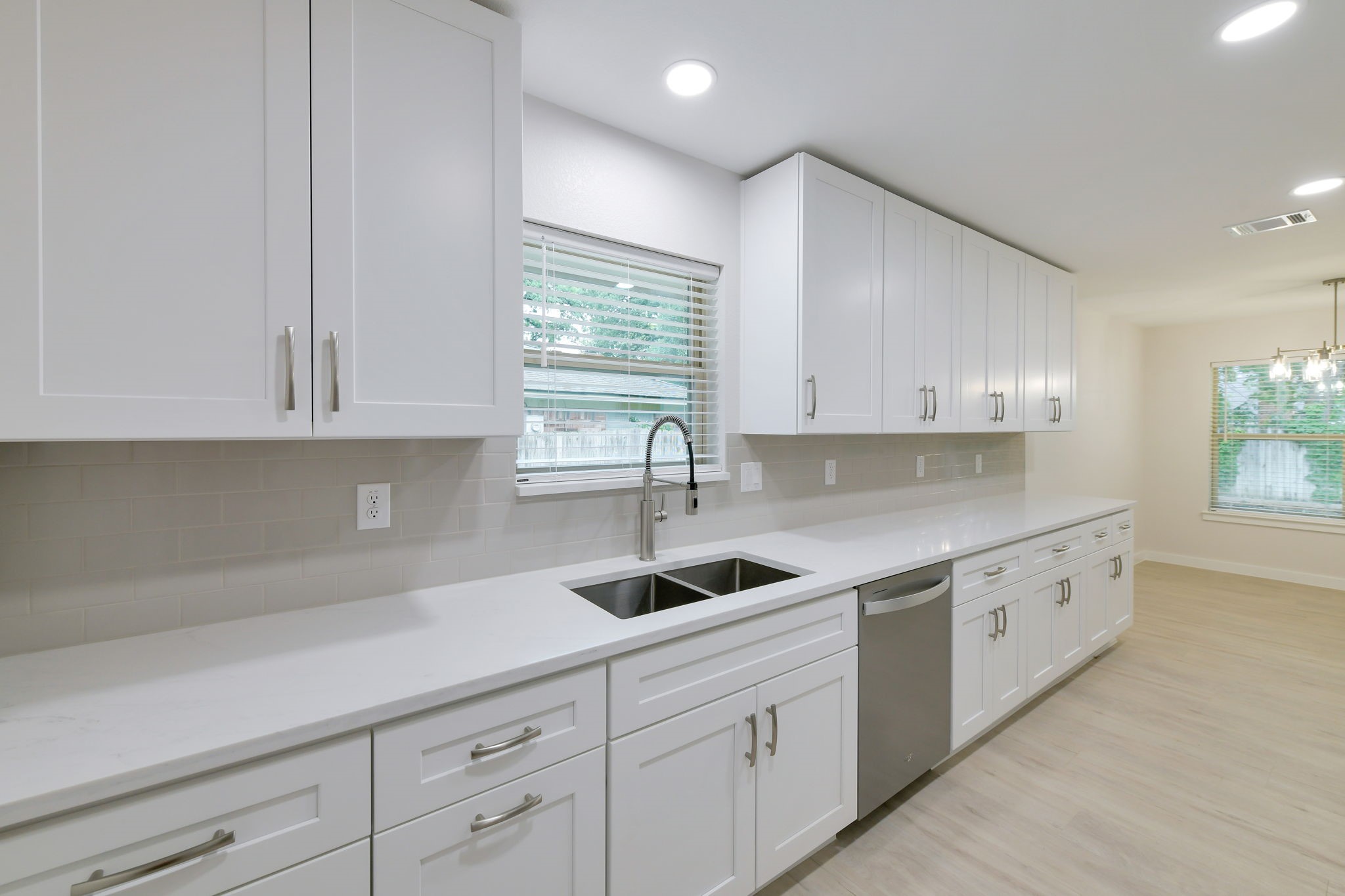 2717 Meadow Green, Bedford, TX, 76021