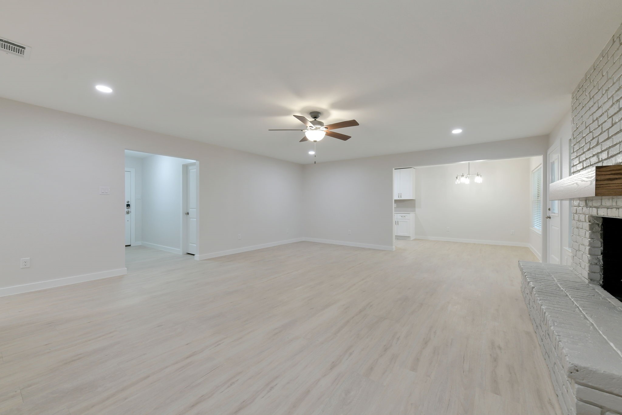 2717 Meadow Green, Bedford, TX, 76021