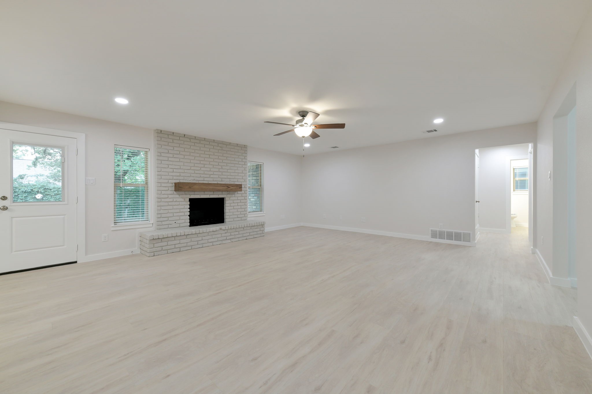 2717 Meadow Green, Bedford, TX, 76021