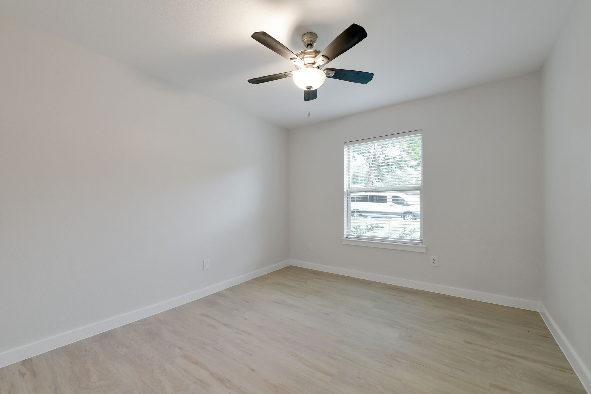 2717 Meadow Green, Bedford, TX, 76021