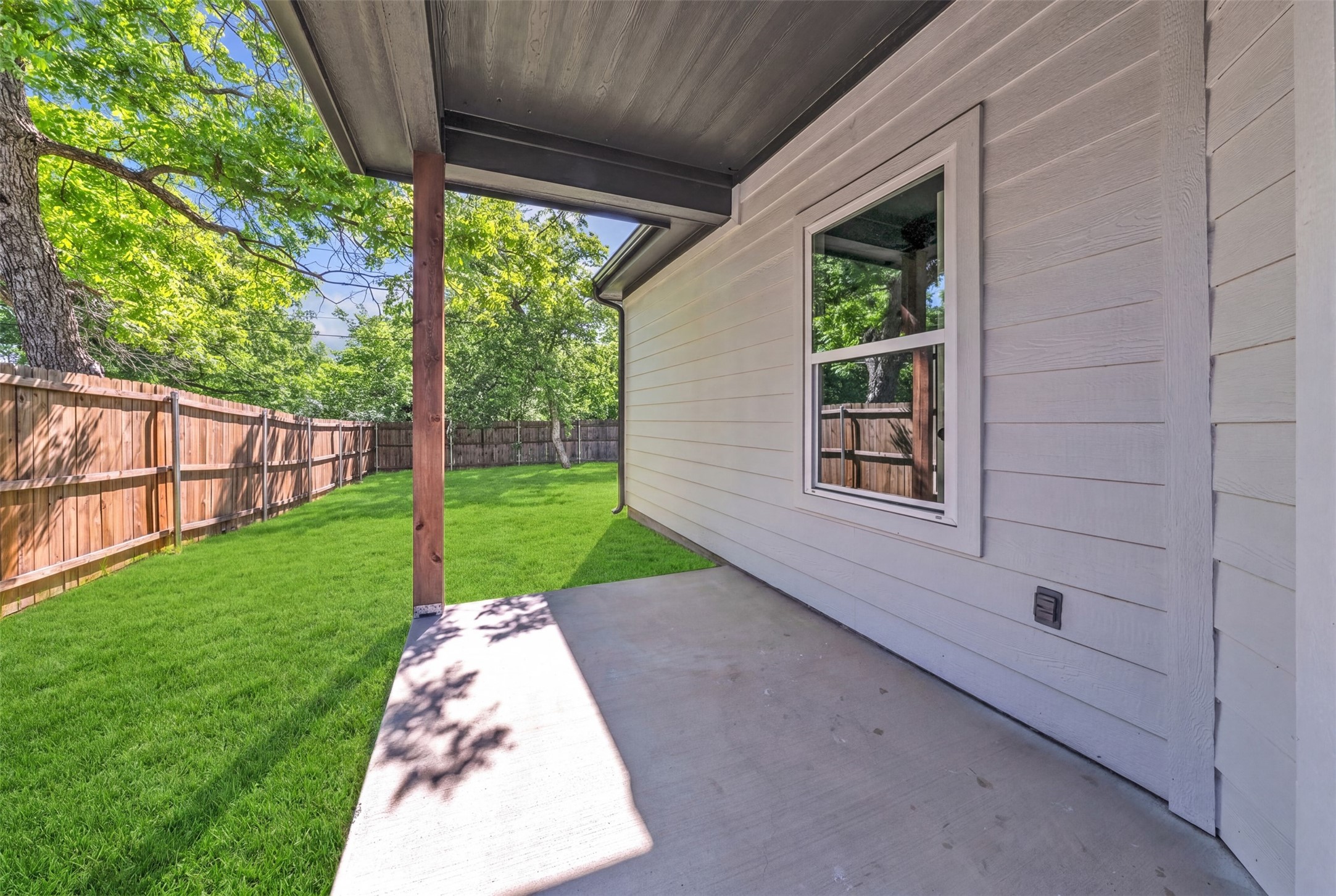 305 Pemberton Street, White Settlement, TX, 76108