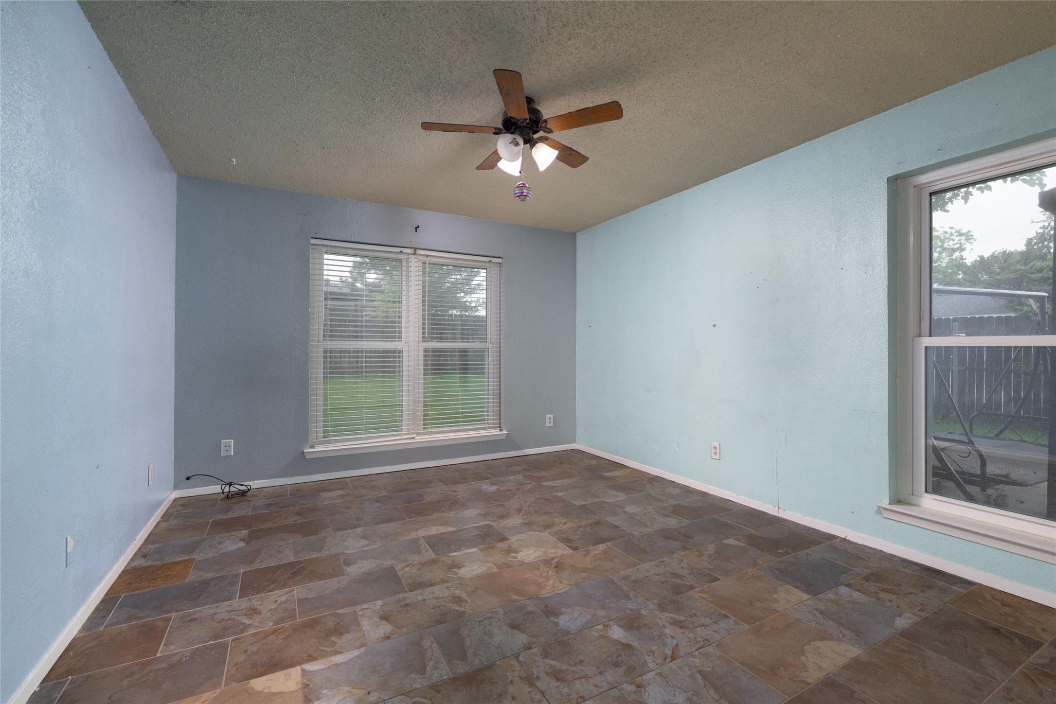 400 Indian Crest Drive, Saginaw, TX, 76179