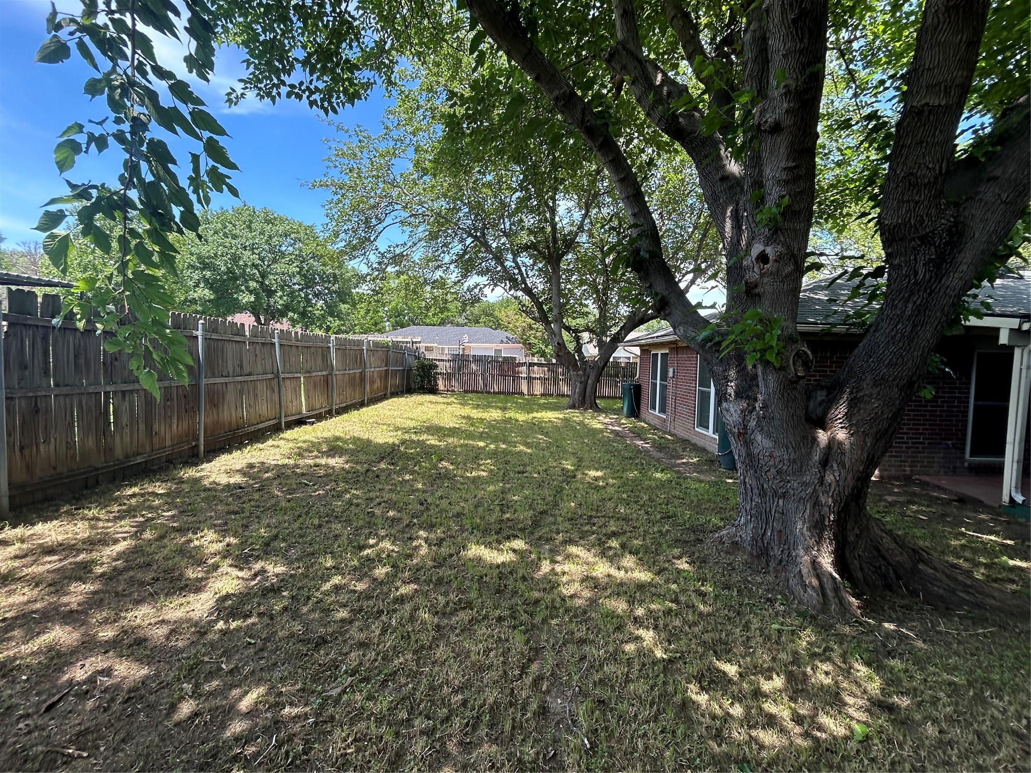 400 Indian Crest Drive, Saginaw, TX, 76179
