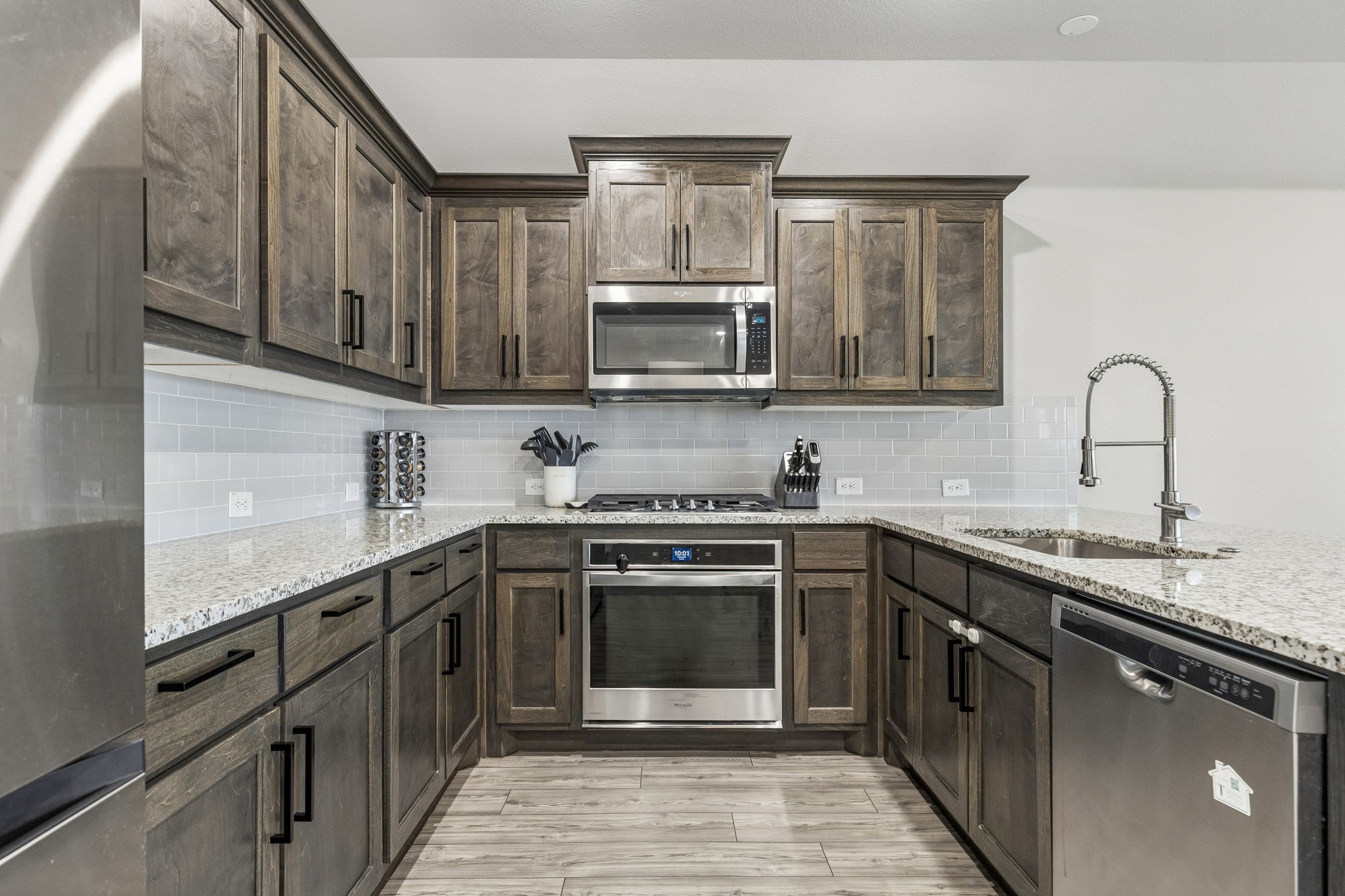 6909 Lilac Drive, Venus, TX, 76084