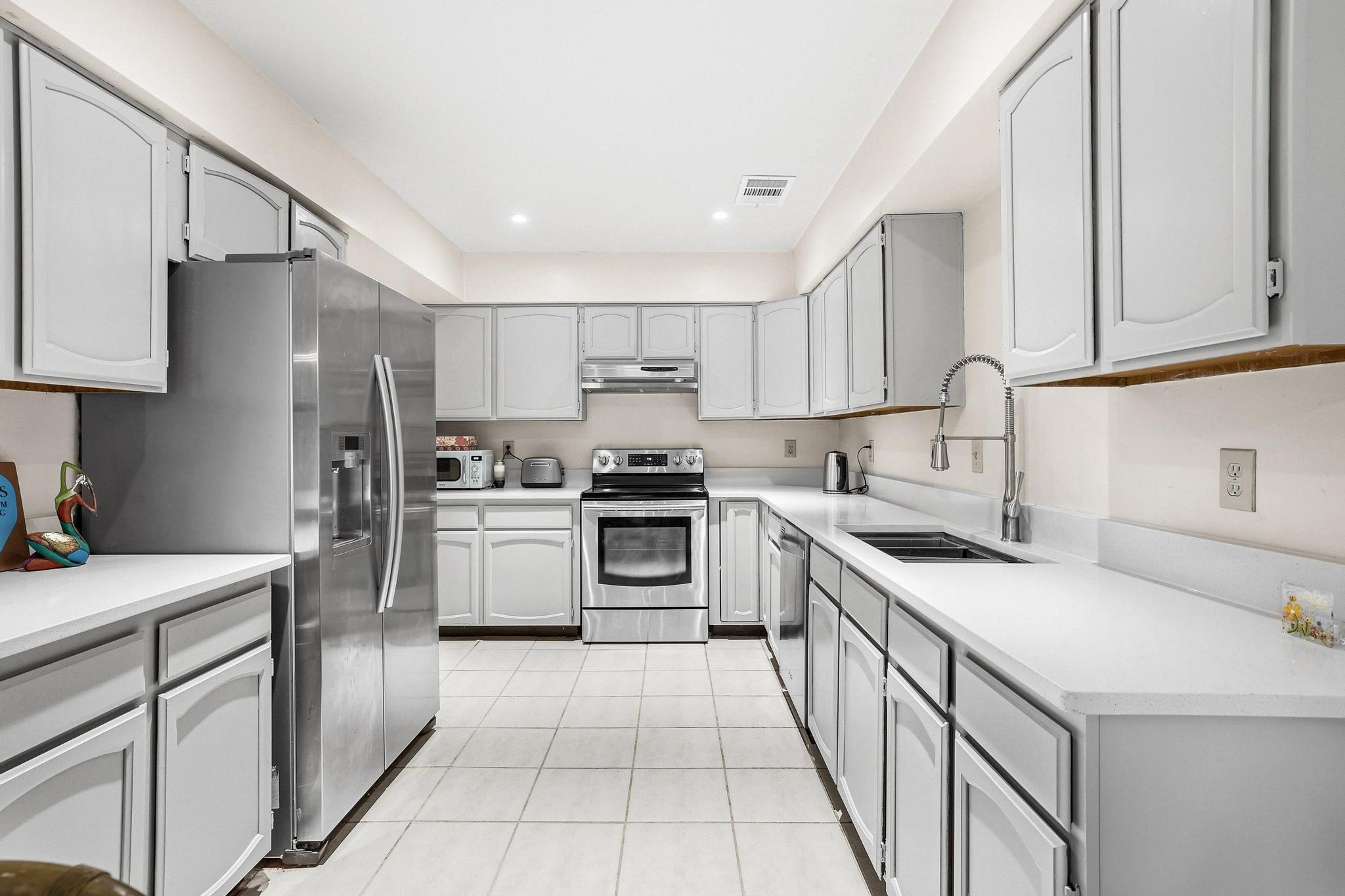 9317 Highedge Circle, Dallas, TX, 75238