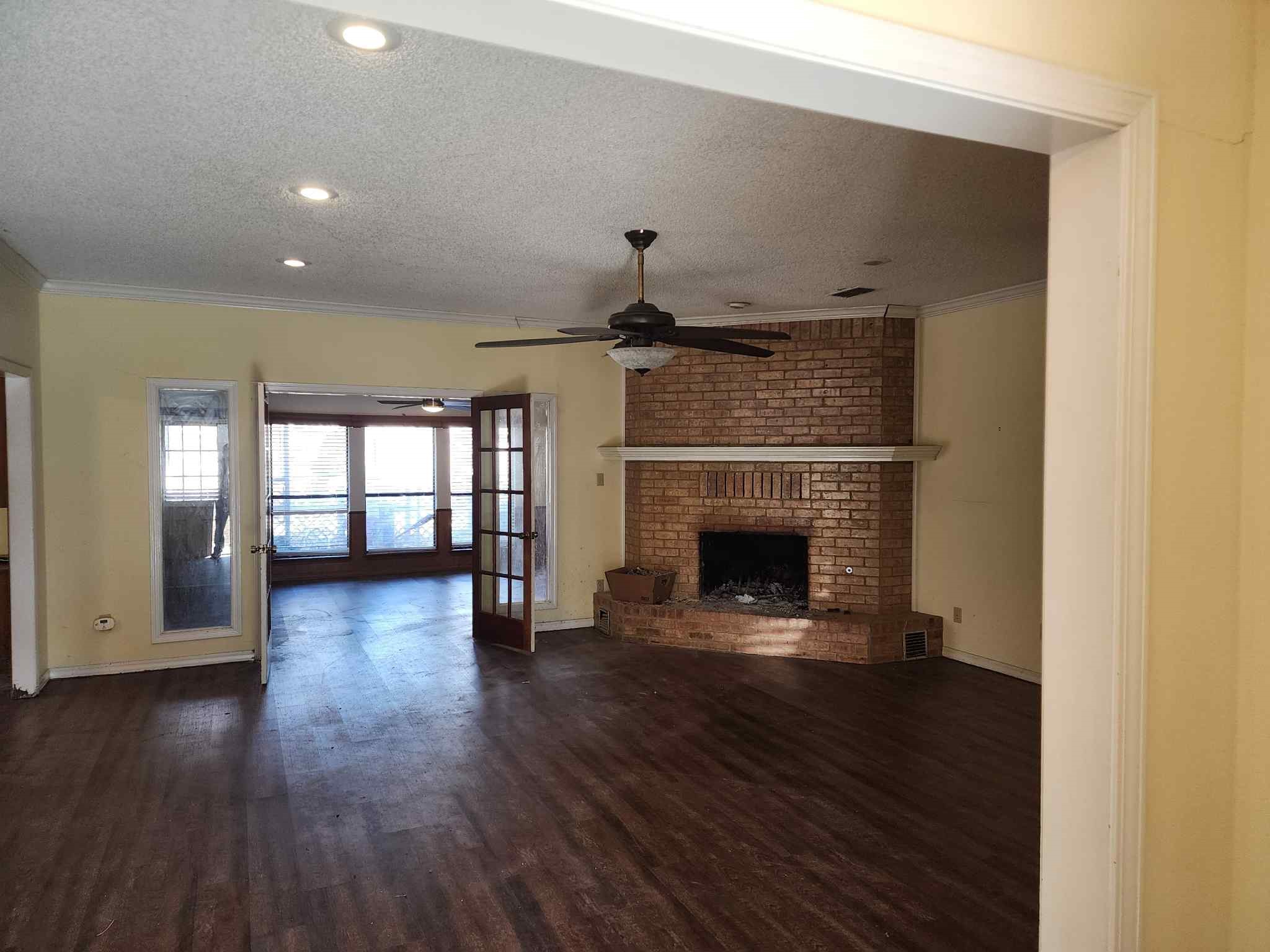 Property photo 03 of 1316 Edna Street, Commerce, TX 75428 | MLS #21249655