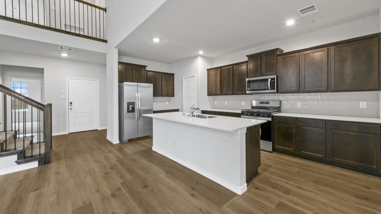 Property photo 02 of 2028 Hearn Drive, Royse City, TX 75189 | MLS #21249680