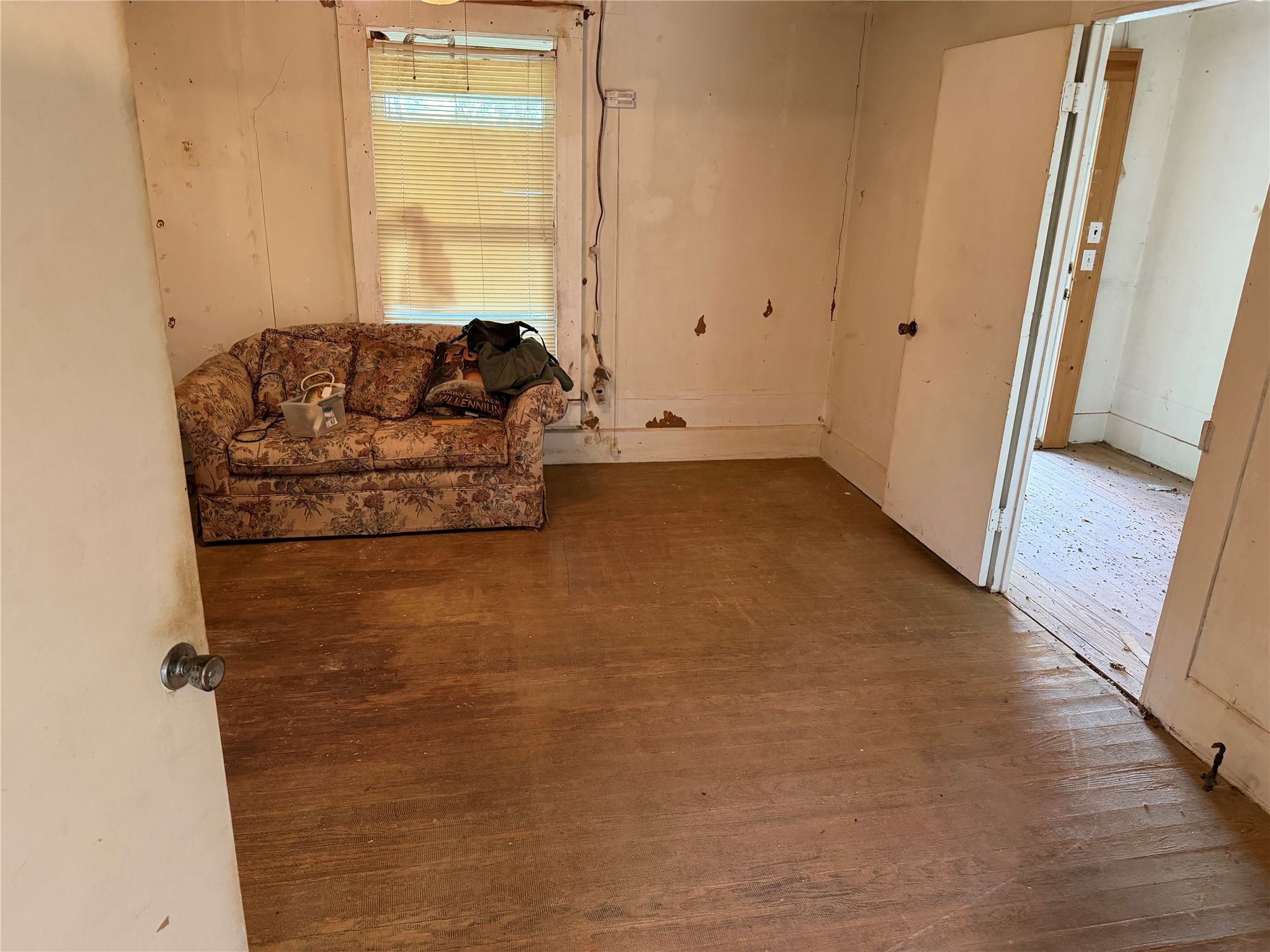 206 N 1st Street, Bangs, TX, 76823