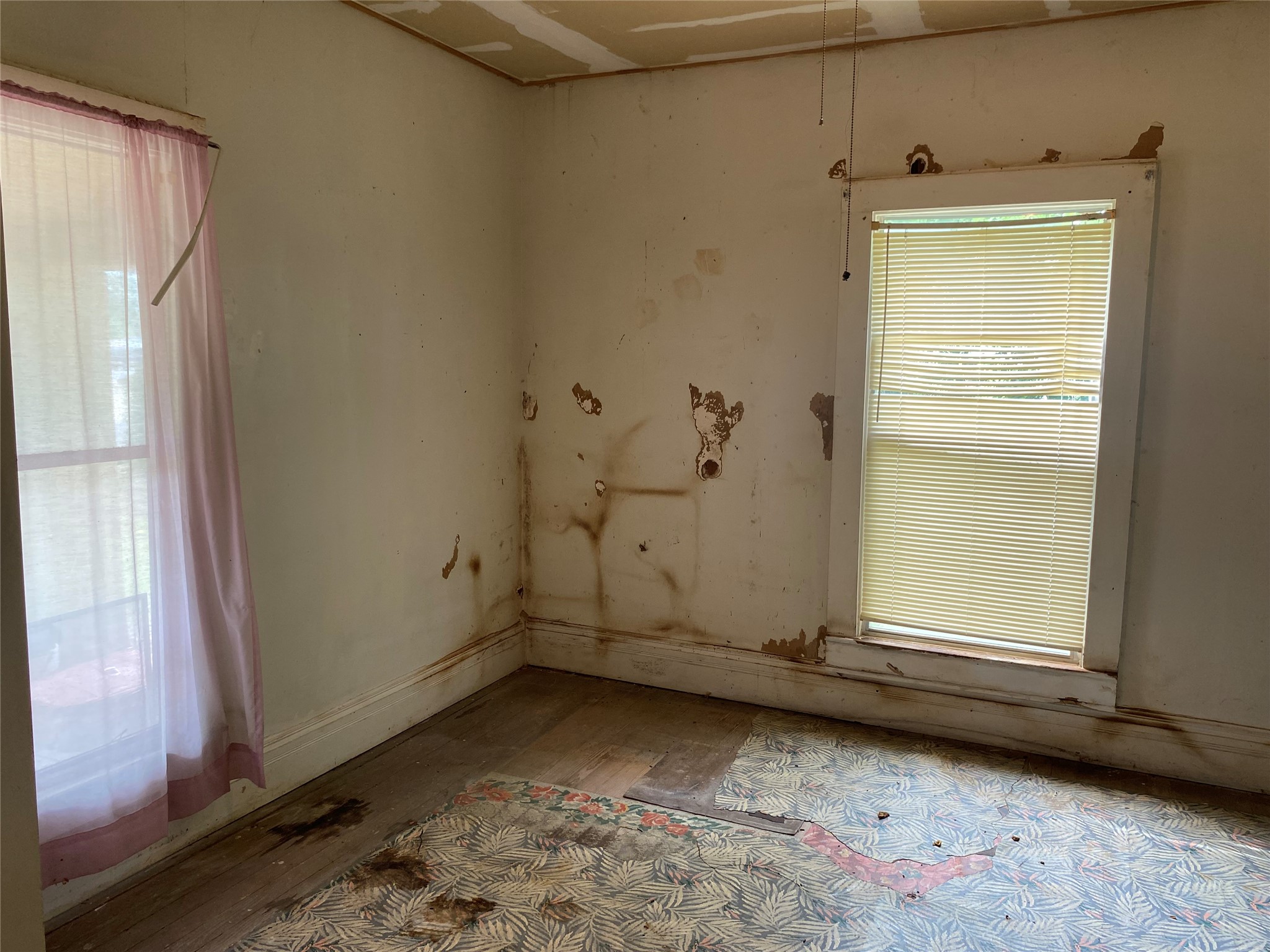 206 N 1st Street, Bangs, TX, 76823