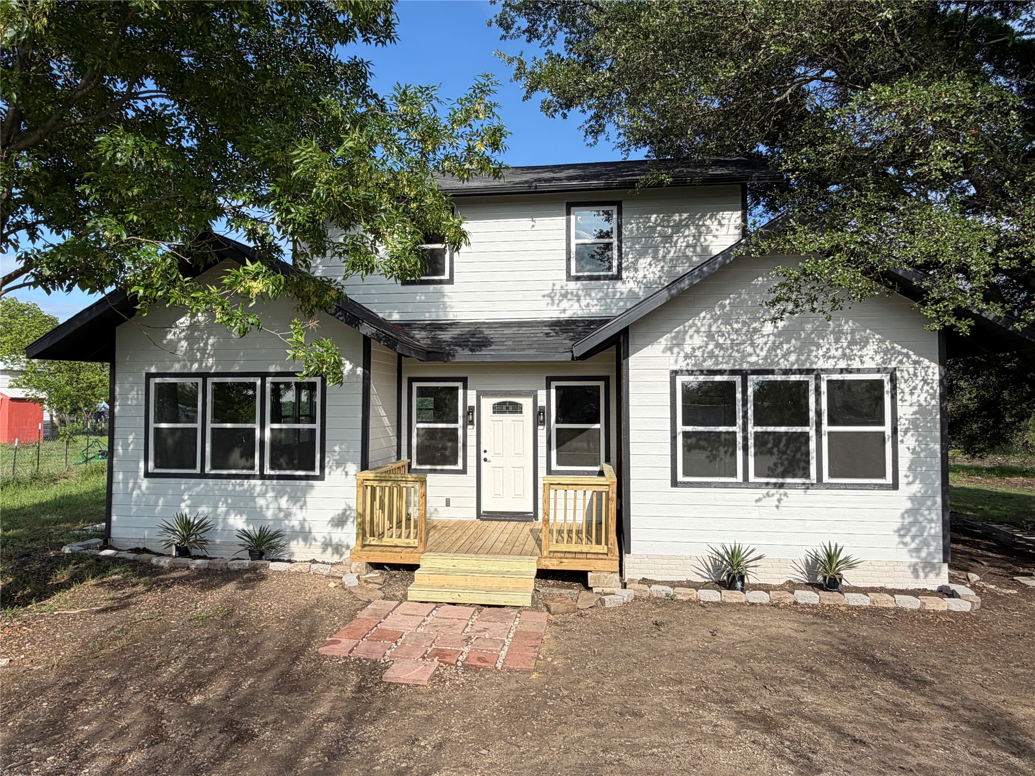 Property photo 01 of 8237 Telegraph Road, Quinlan, TX 75474 | MLS #21249860