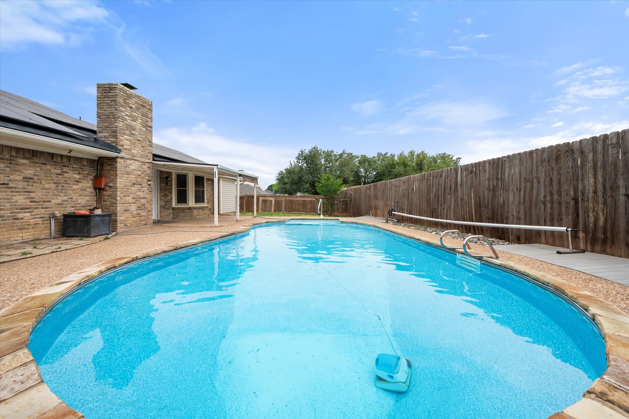 213 Meadowhill Drive, Benbrook, TX, 76126