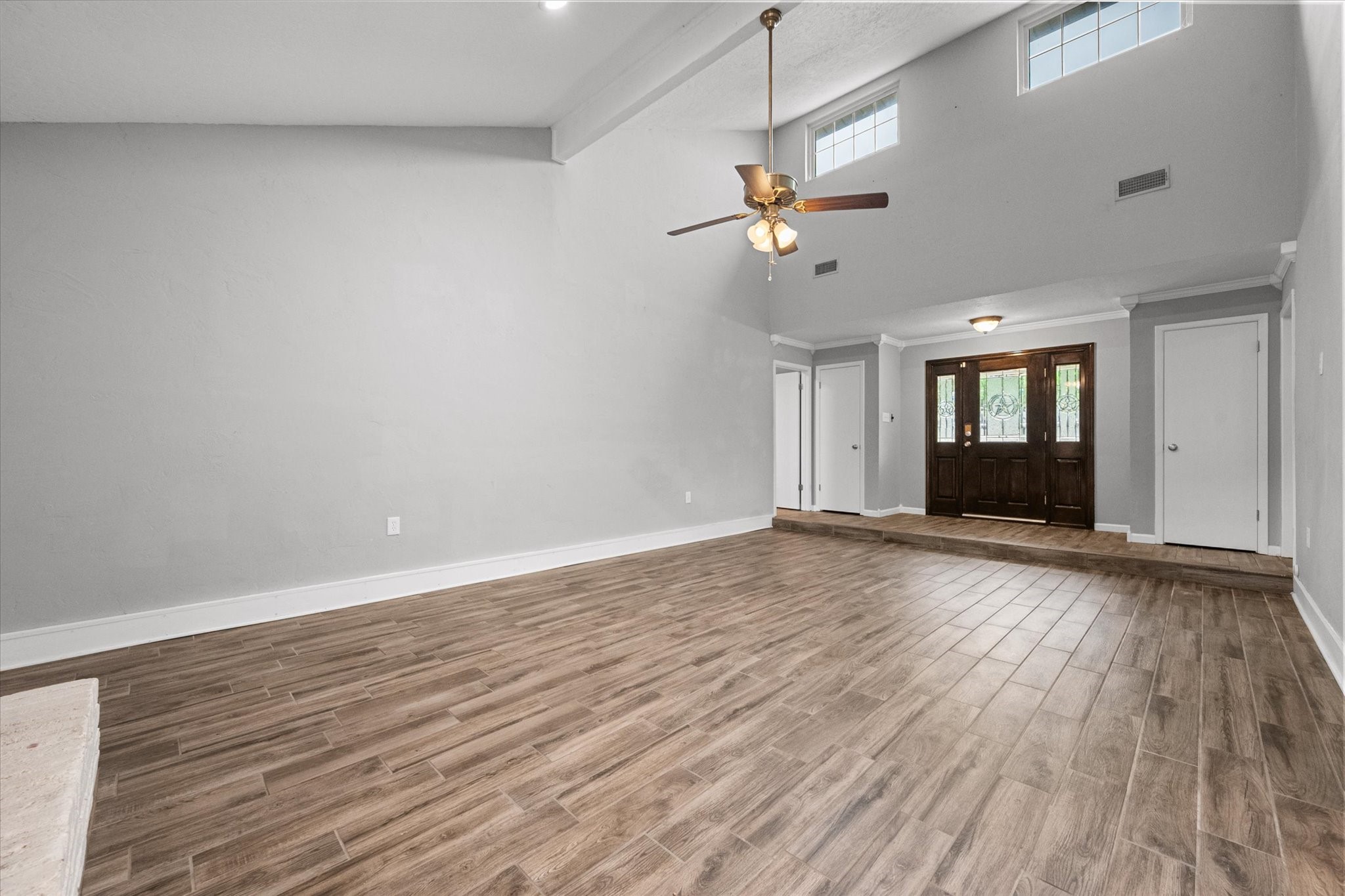 213 Meadowhill Drive, Benbrook, TX, 76126