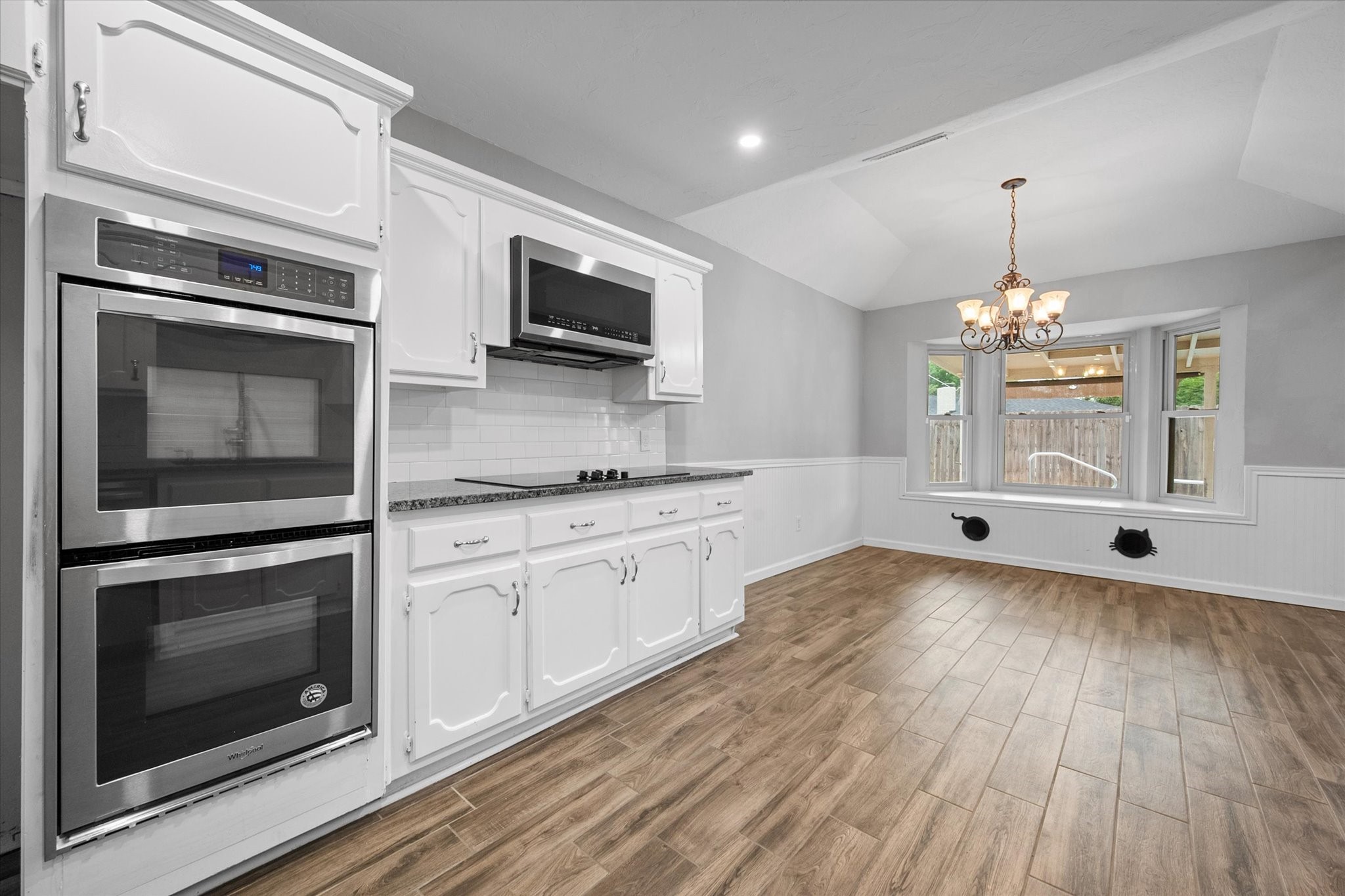 213 Meadowhill Drive, Benbrook, TX, 76126