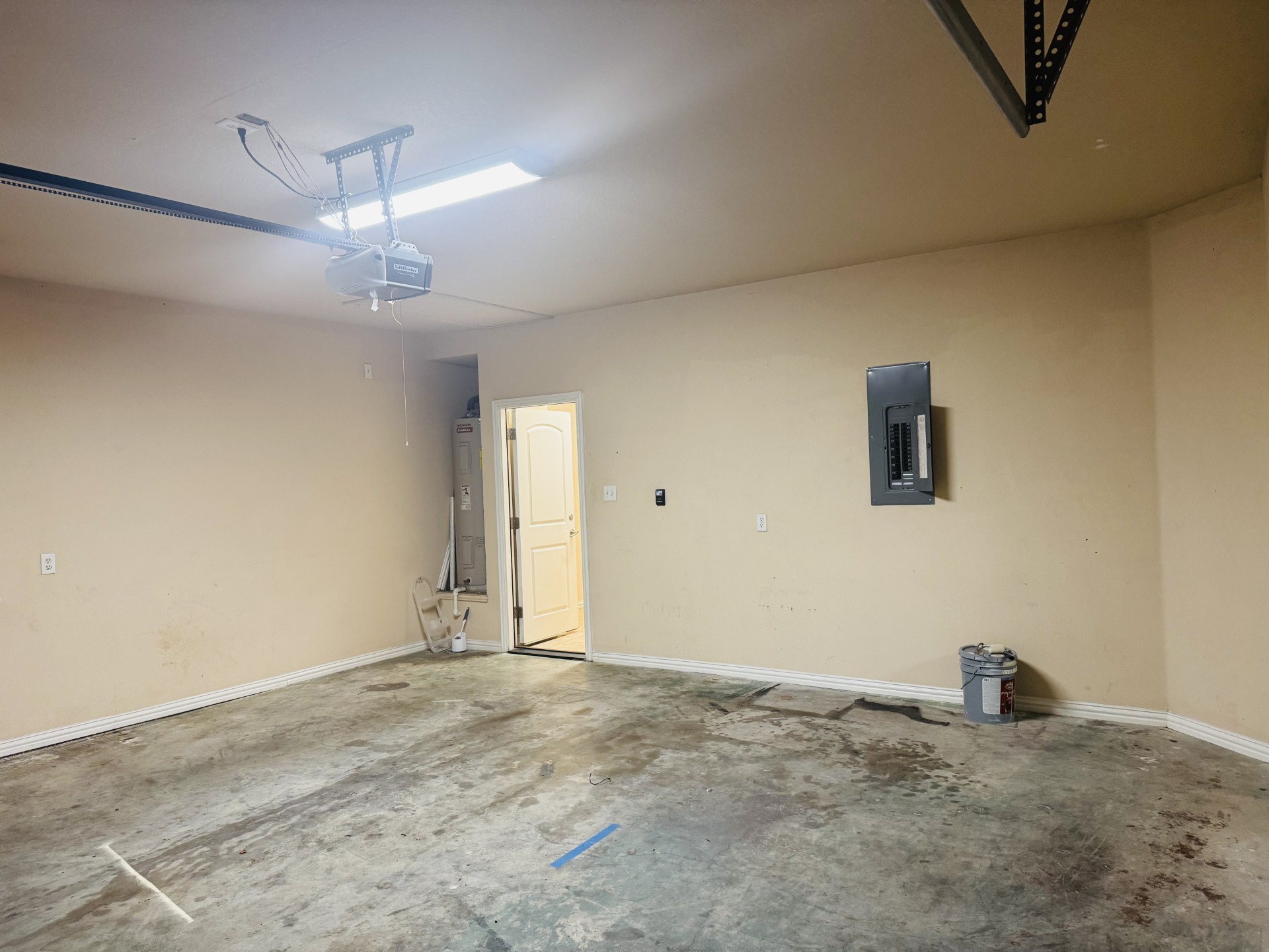 1627 Summer Hill Court, Granbury, TX, 76049