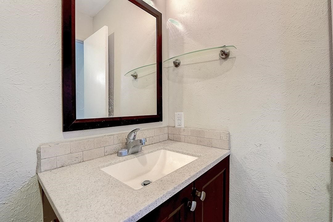 5501 Adams Drive, The Colony, TX, 75056