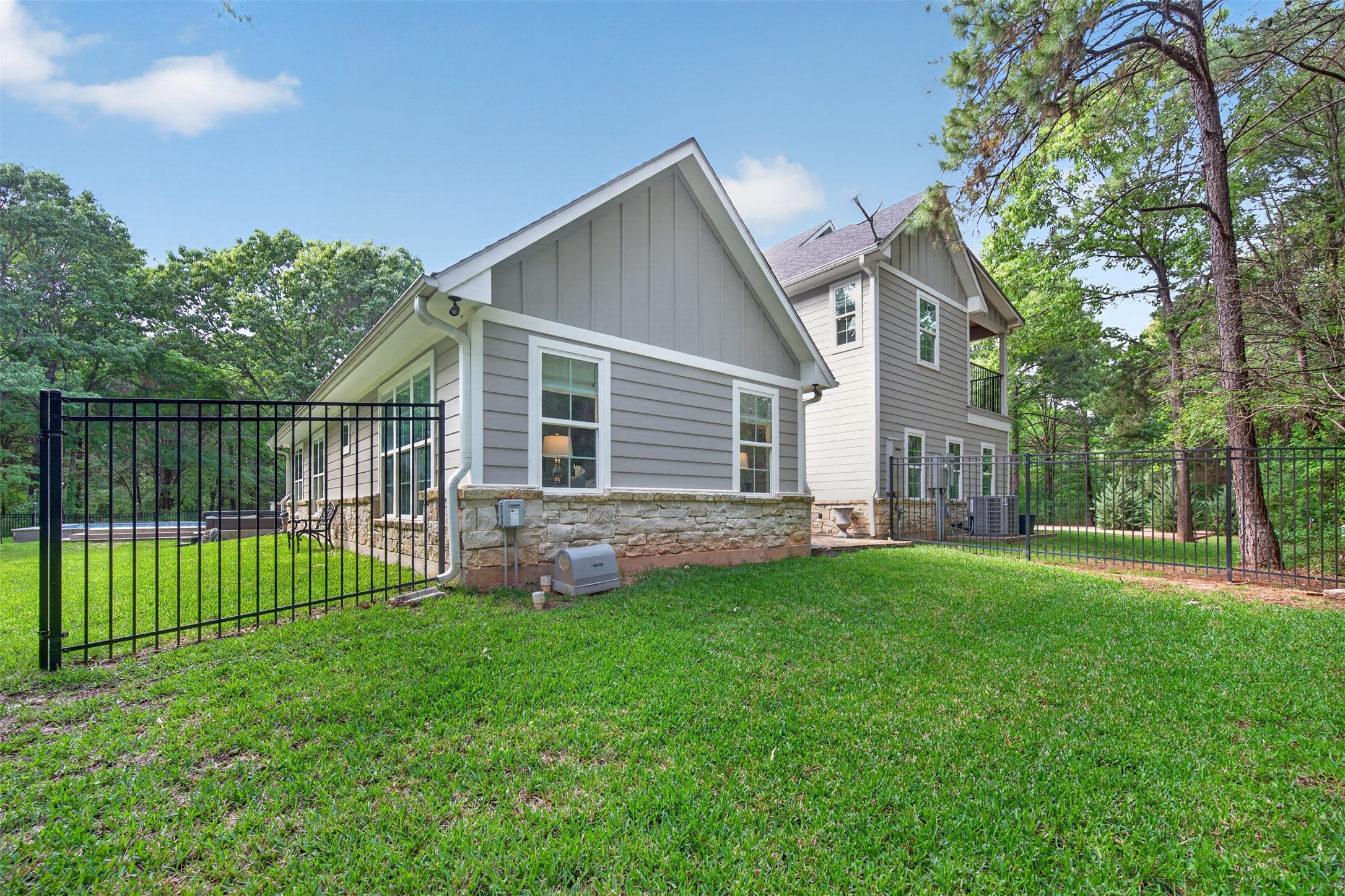 4747 Stonebridge Lane, Athens, TX, 75751