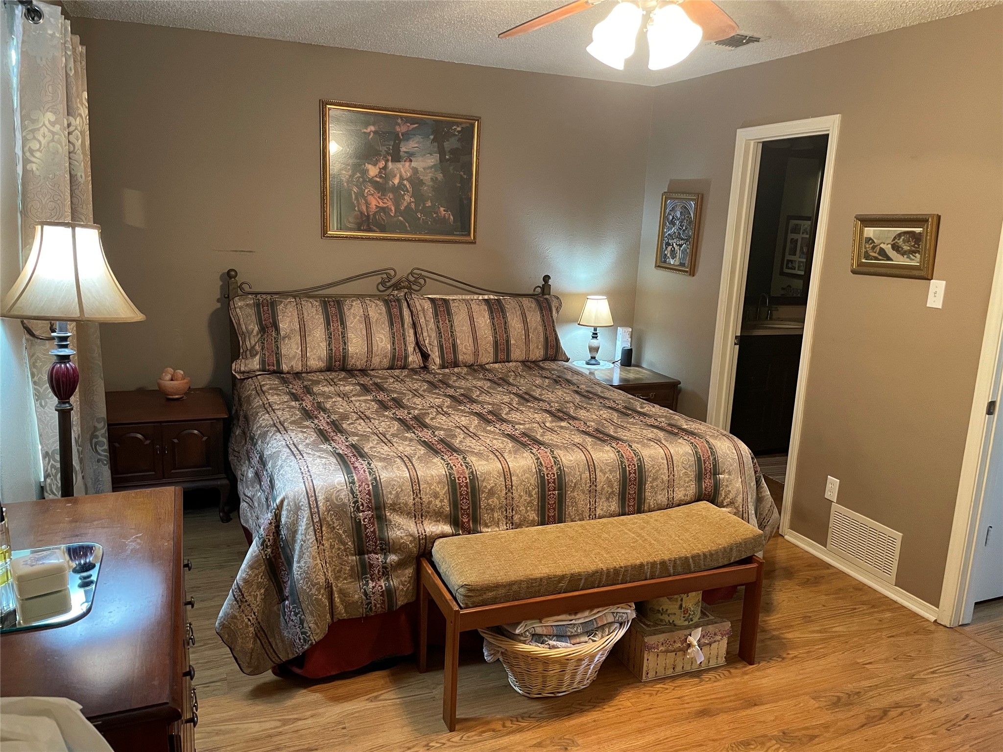 518 Pecan Acres Court, Arlington, TX, 76013