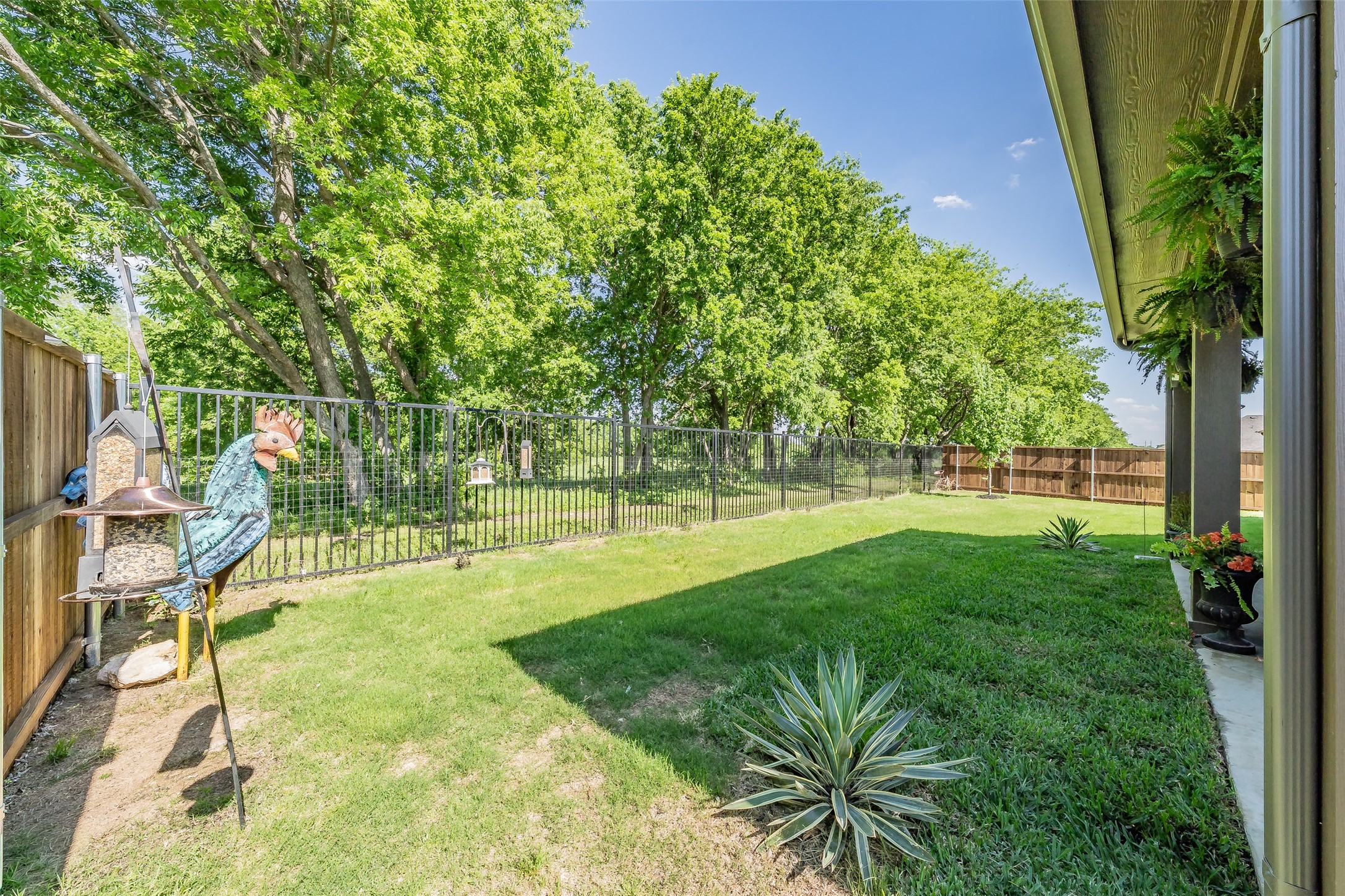 1041 Auburn Drive, Justin, TX, 76247