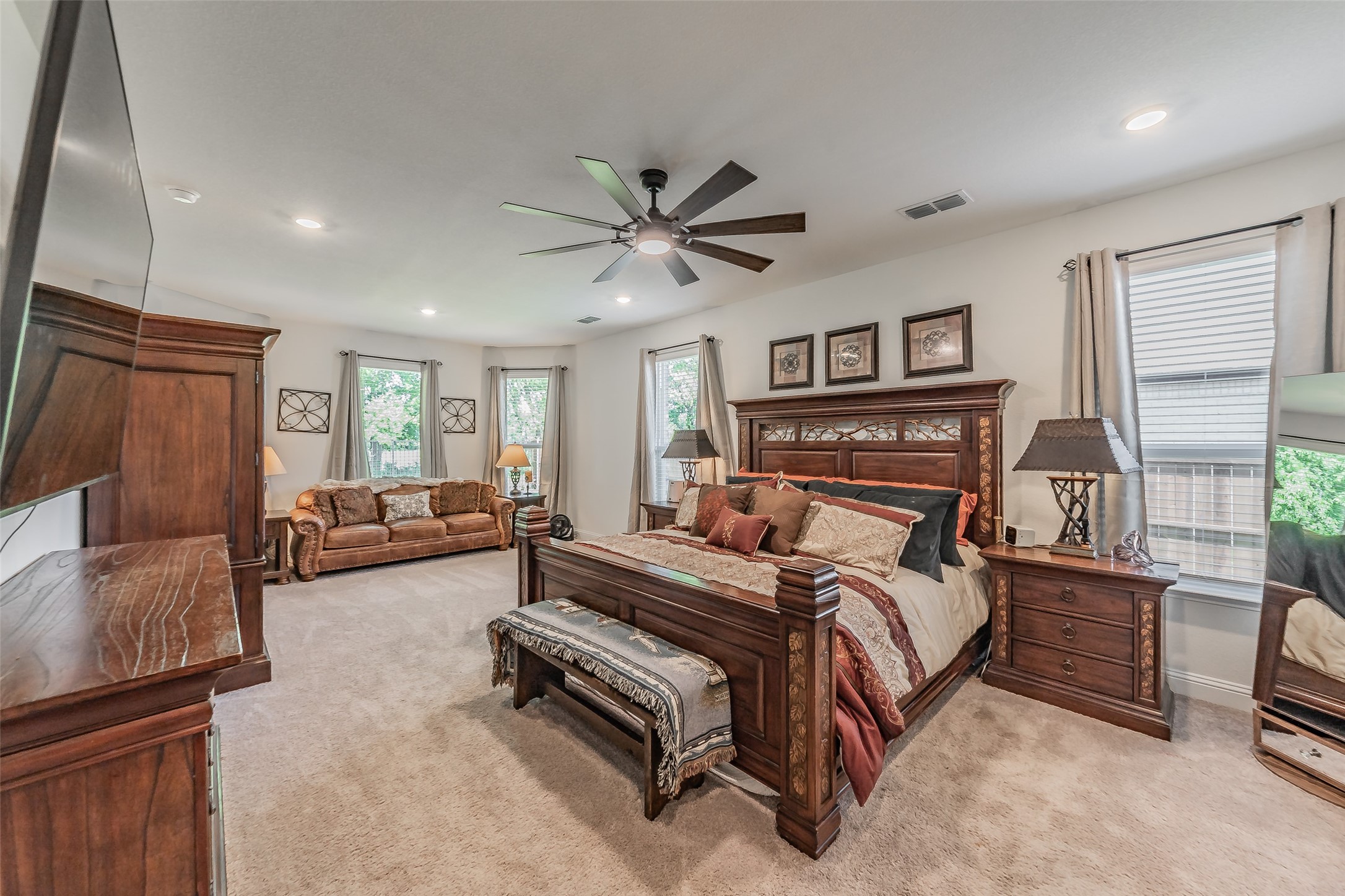 1041 Auburn Drive, Justin, TX, 76247