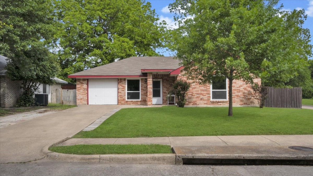 Property photo 01 of 535 Jean Drive, Seagoville, TX 75159 | MLS #21250800