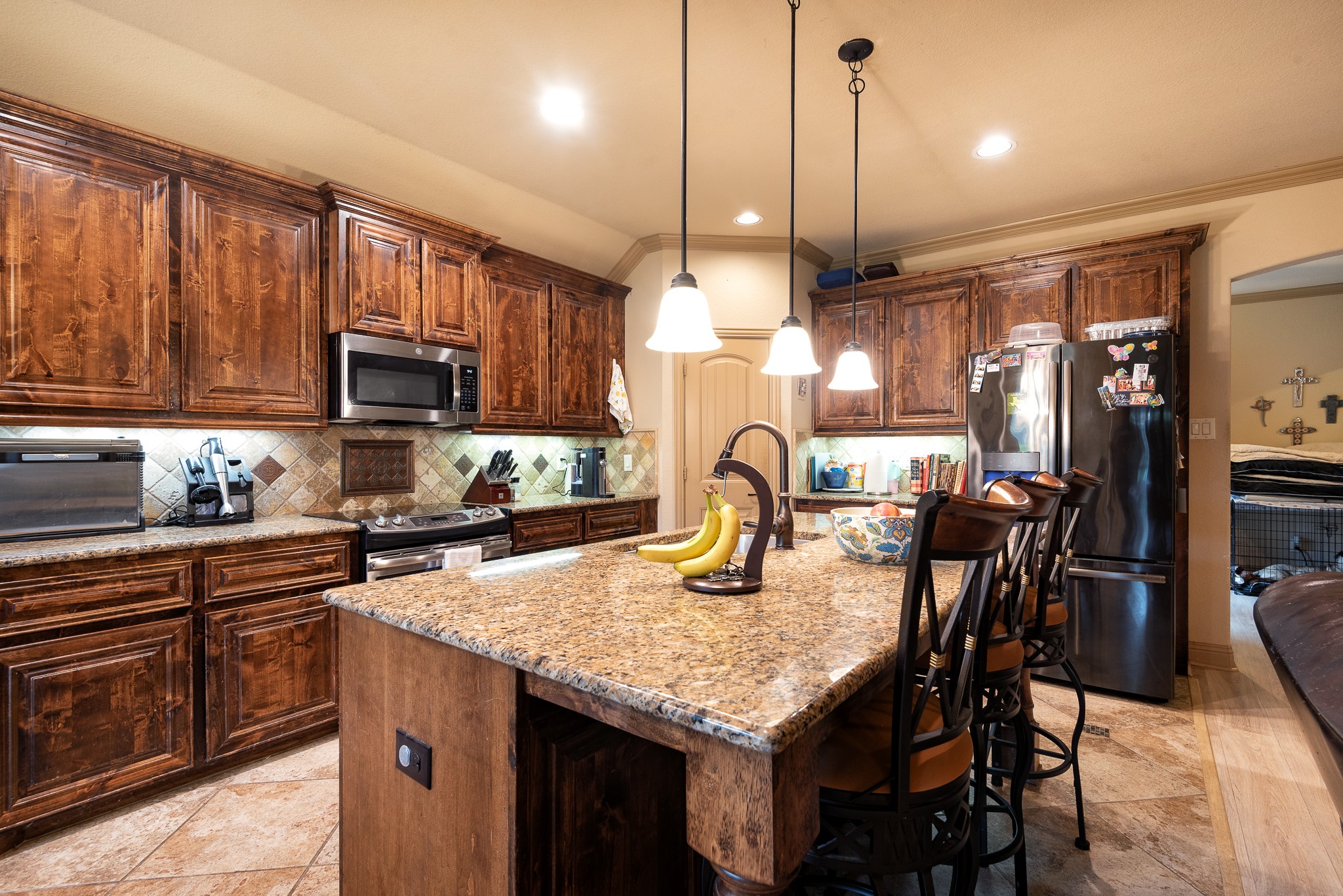 107 Manor Lane, Waxahachie, TX, 75165