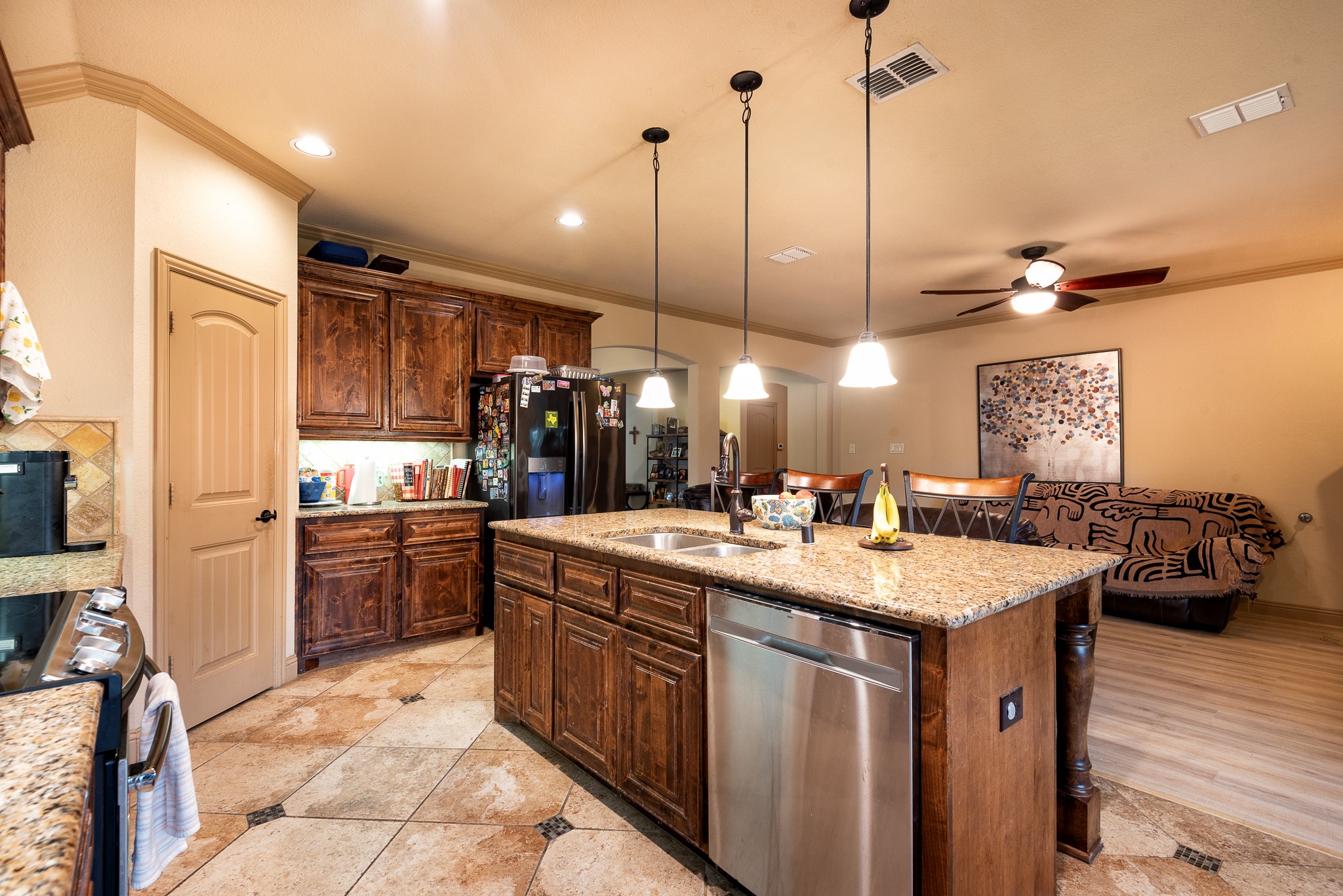 107 Manor Lane, Waxahachie, TX, 75165