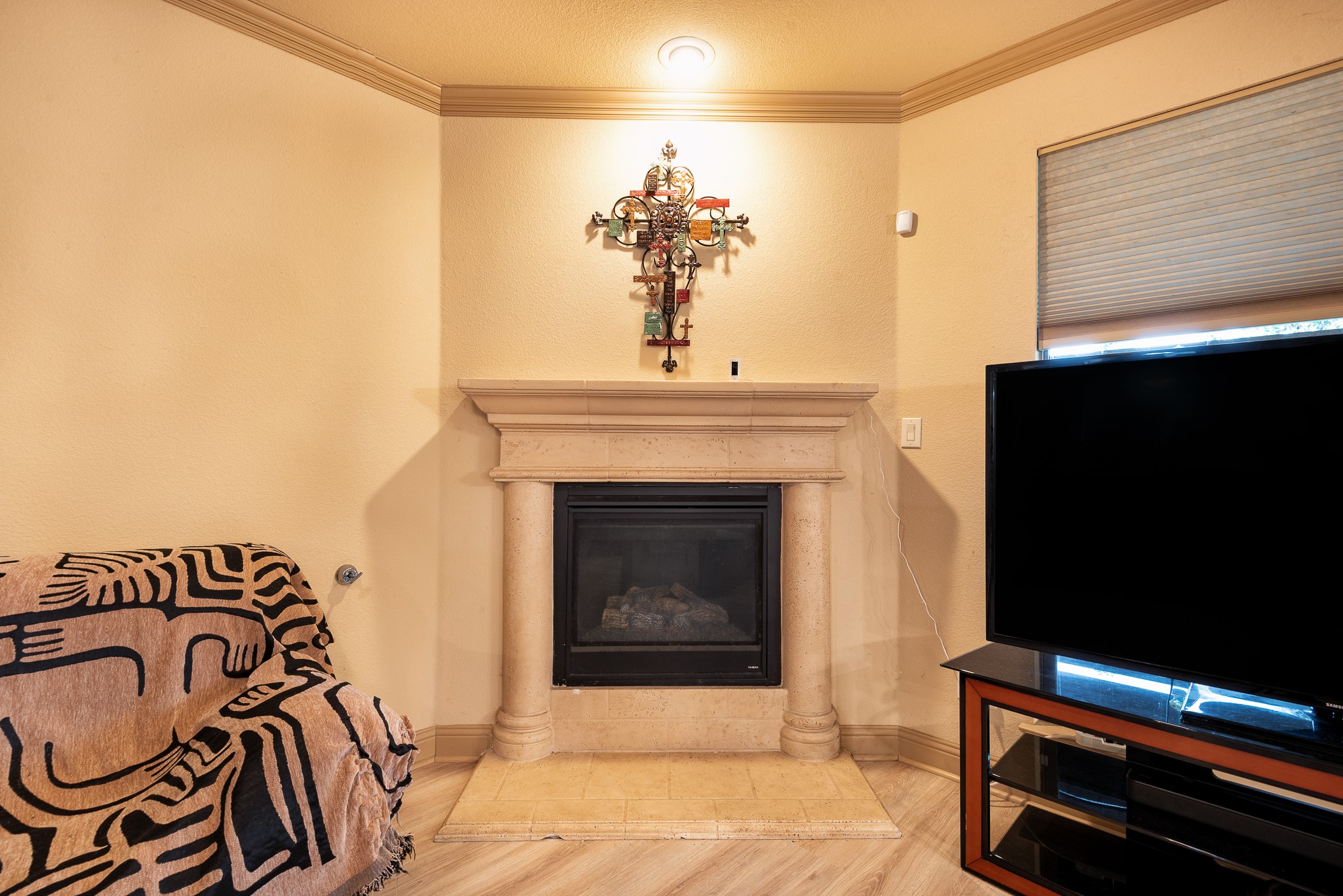 107 Manor Lane, Waxahachie, TX, 75165