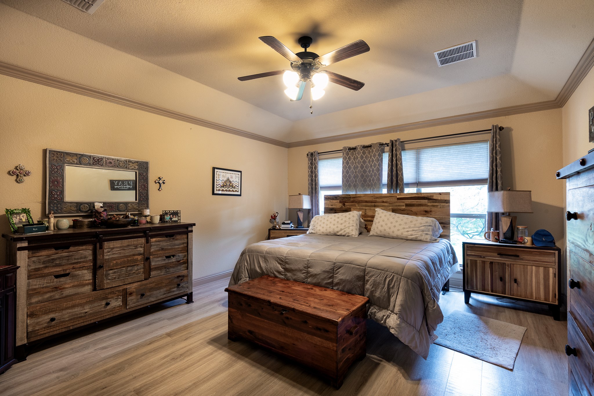 107 Manor Lane, Waxahachie, TX, 75165