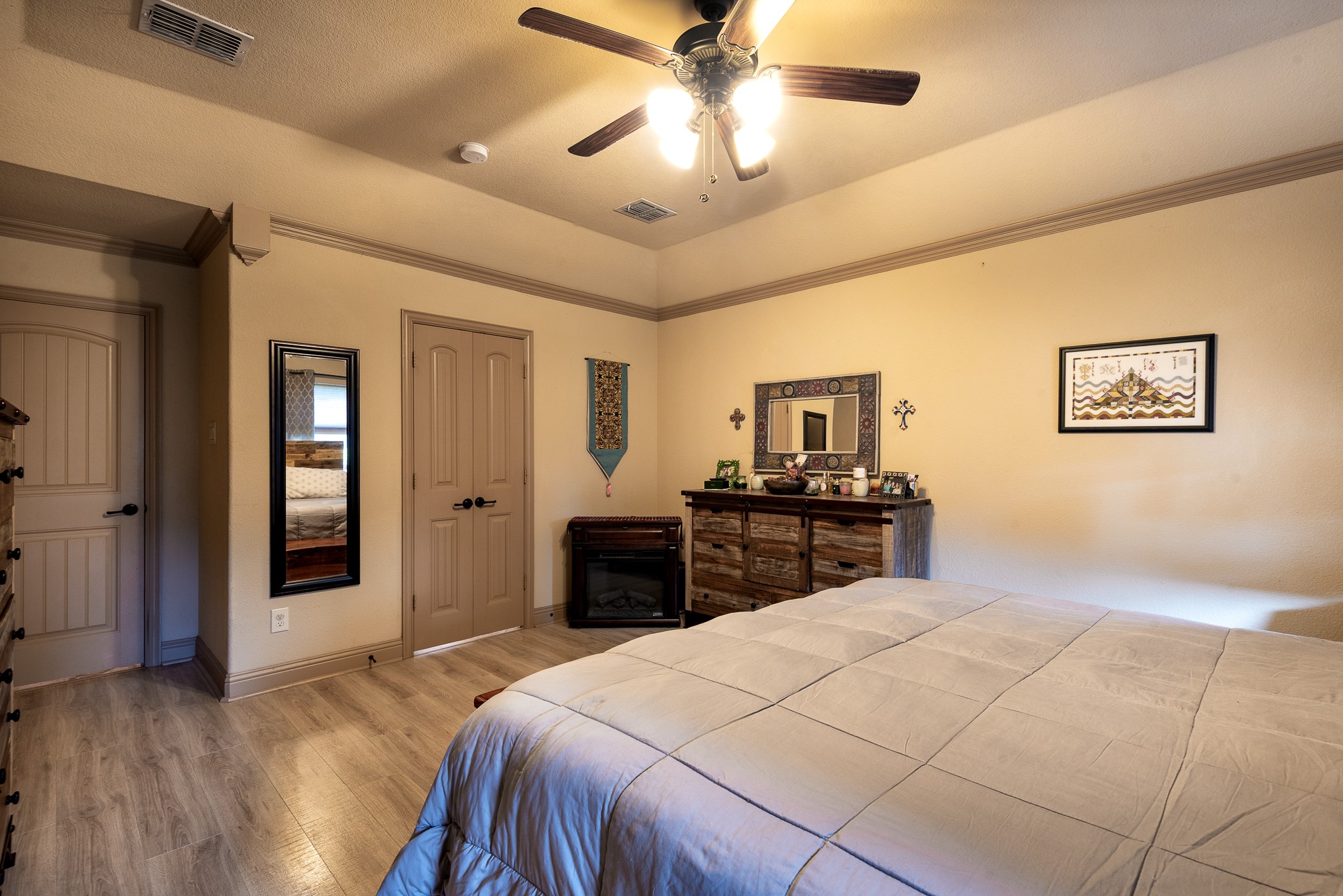107 Manor Lane, Waxahachie, TX, 75165