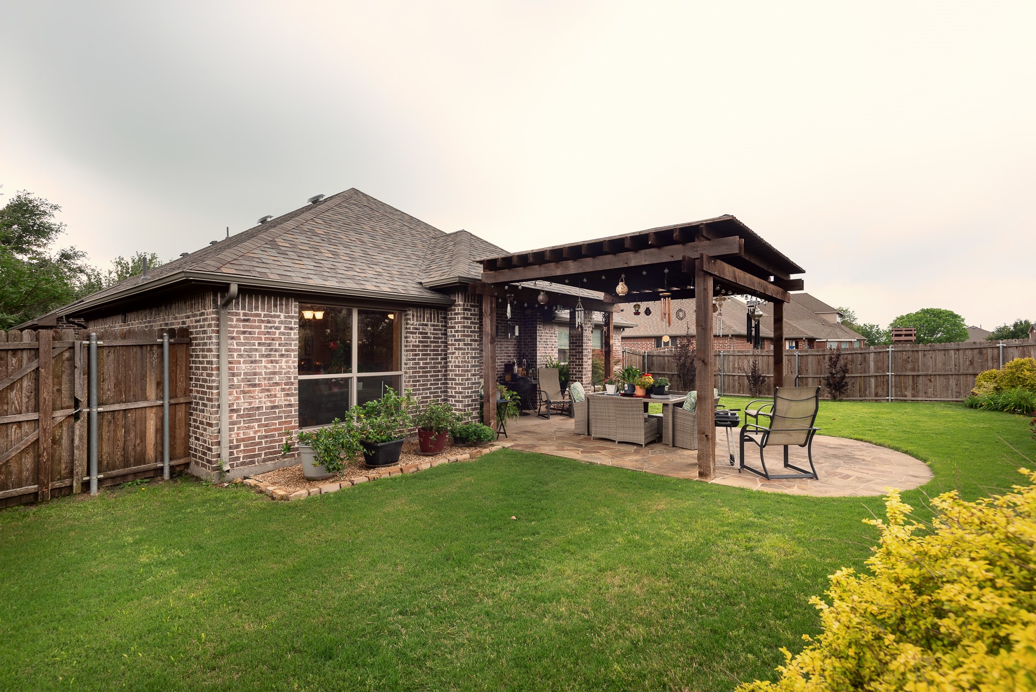 107 Manor Lane, Waxahachie, TX, 75165