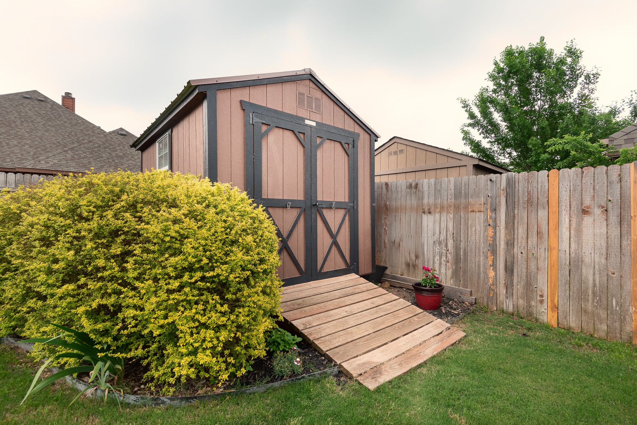 107 Manor Lane, Waxahachie, TX, 75165