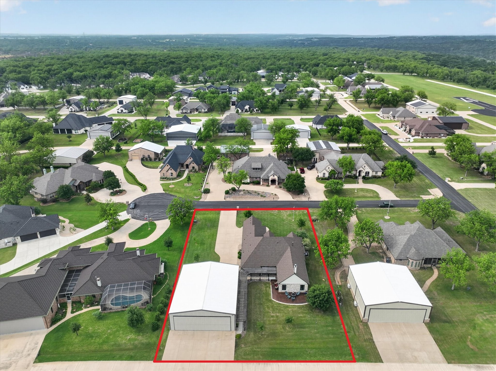 Property photo 03 of 4103 King Air Court, Granbury, TX 76049 | MLS #21250885