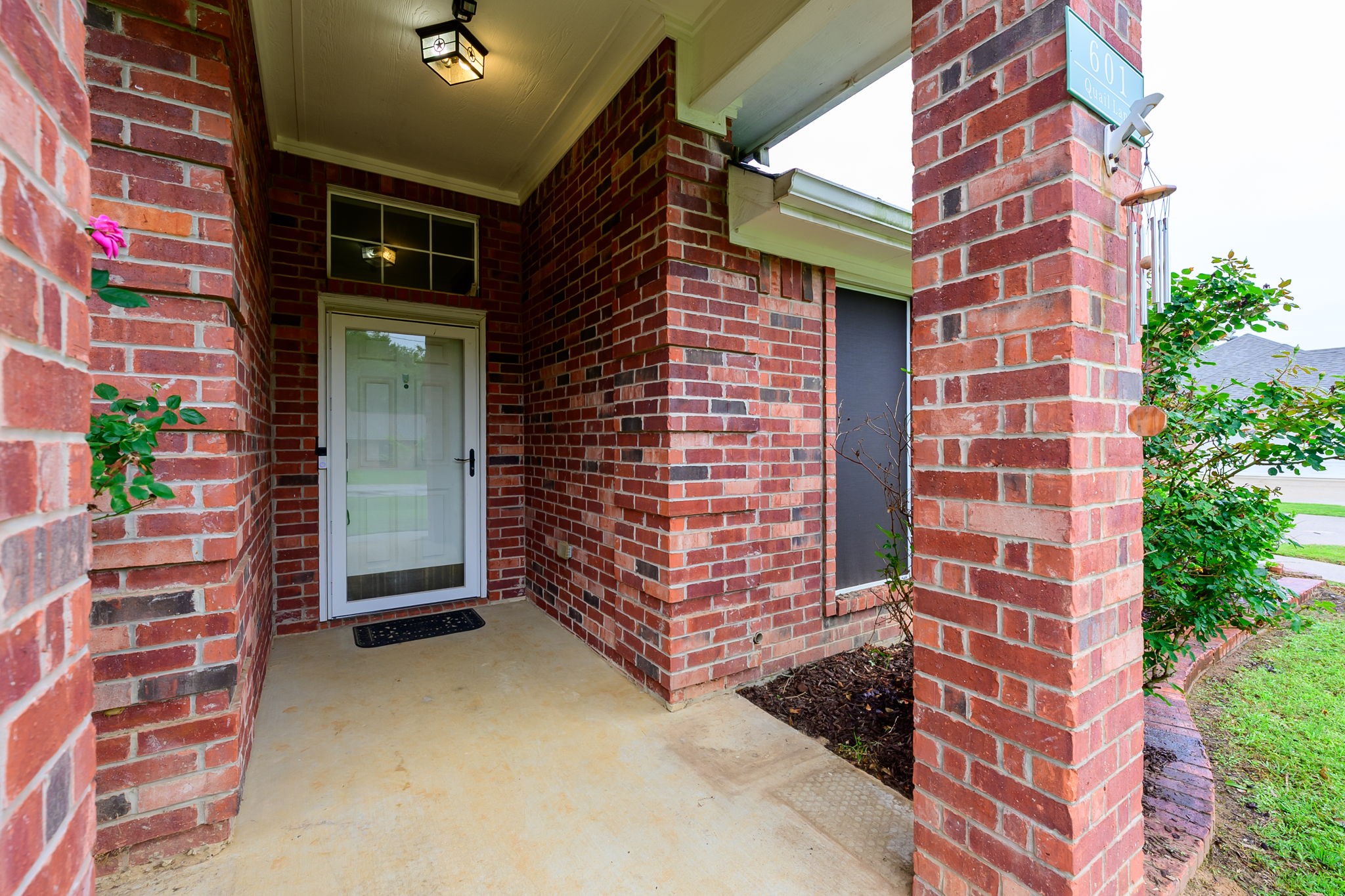 Property photo 02 of 601 Quail Lane, Whitehouse, TX 75791 | MLS #21250929