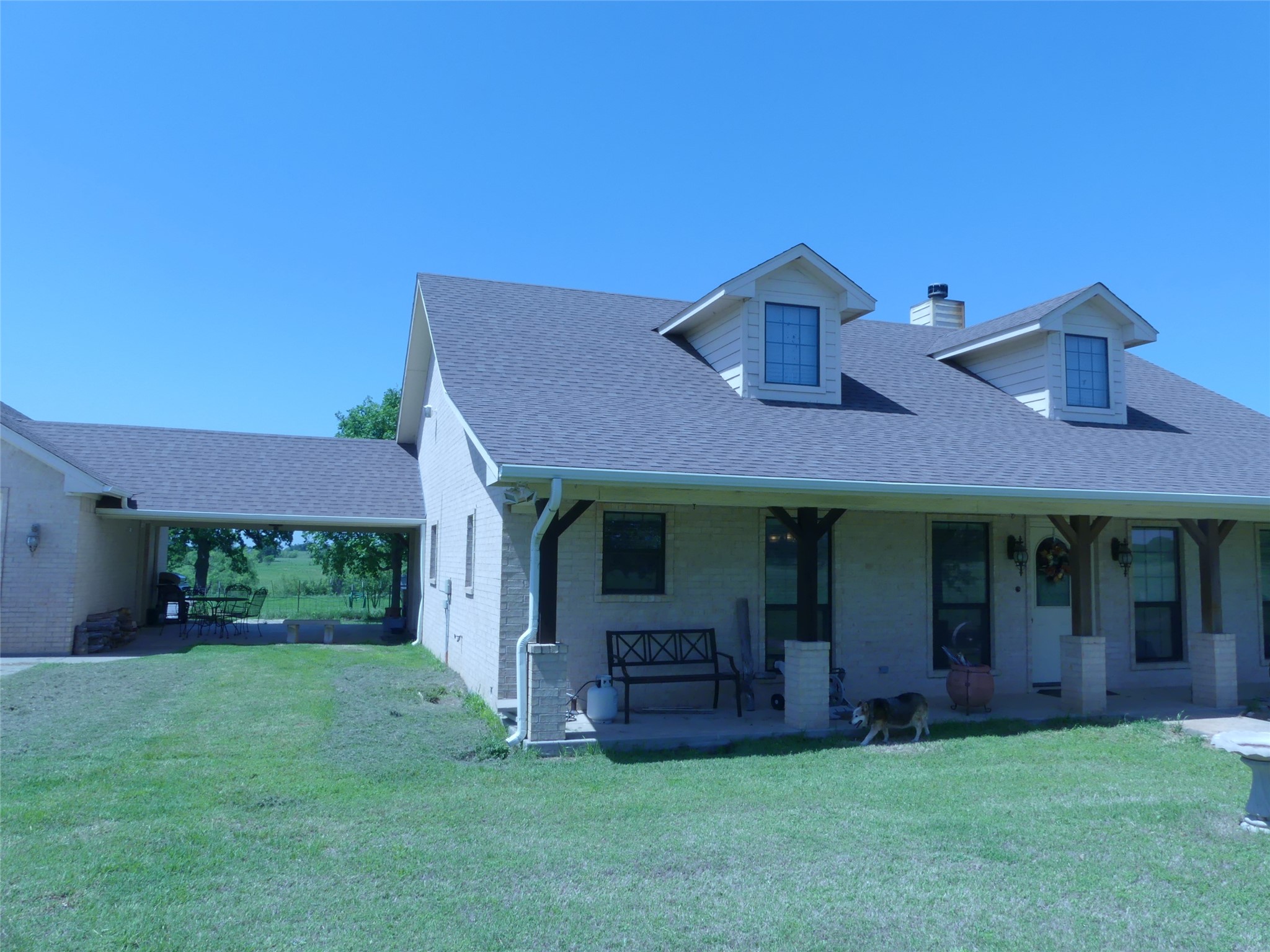 Property photo 02 of 3421 School House Road, Forestburg, TX 76239 | MLS #21250966