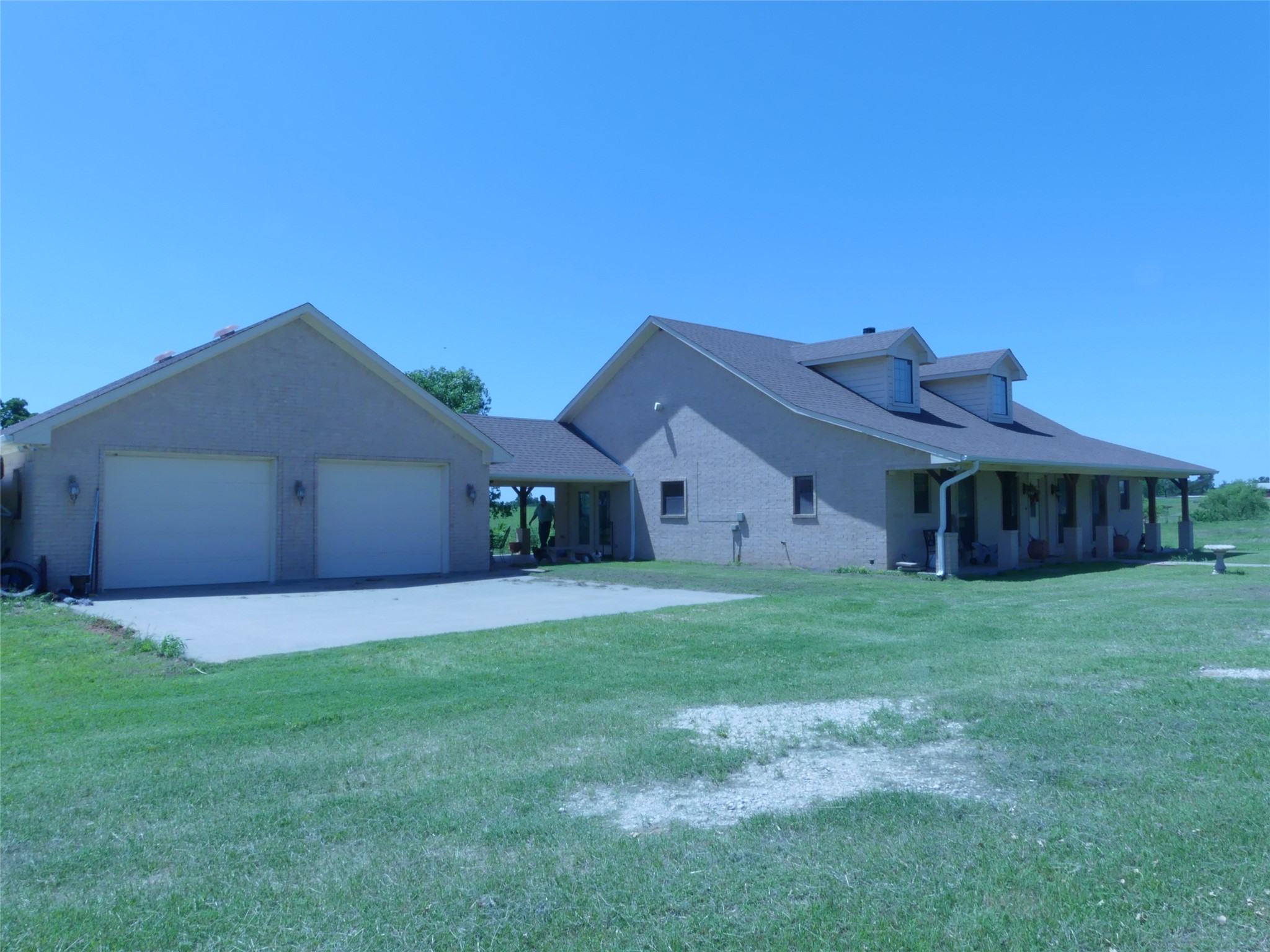 Property photo 03 of 3421 School House Road, Forestburg, TX 76239 | MLS #21250966
