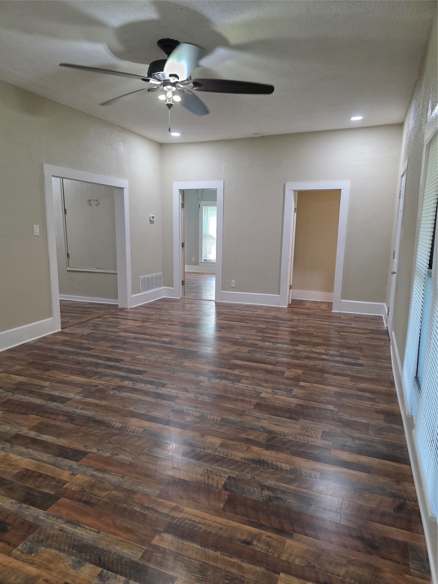405 W Graham Street, Godley, TX, 76044
